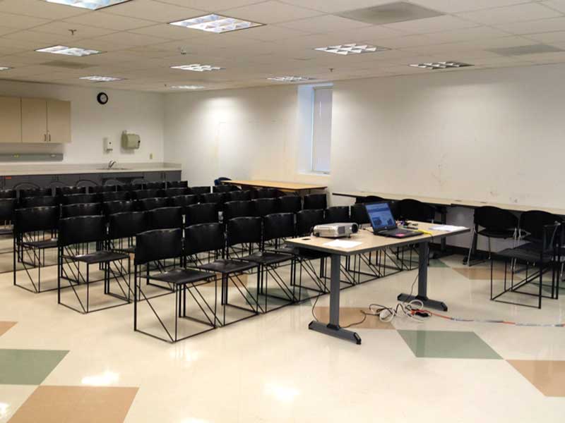 ClassroomWeb1.jpg