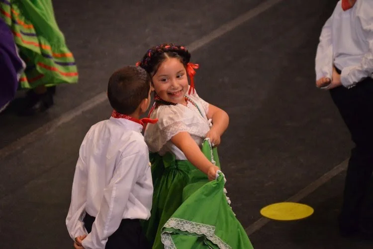 #LaPlazaEs: Los Lupeños Academy Winter Recital