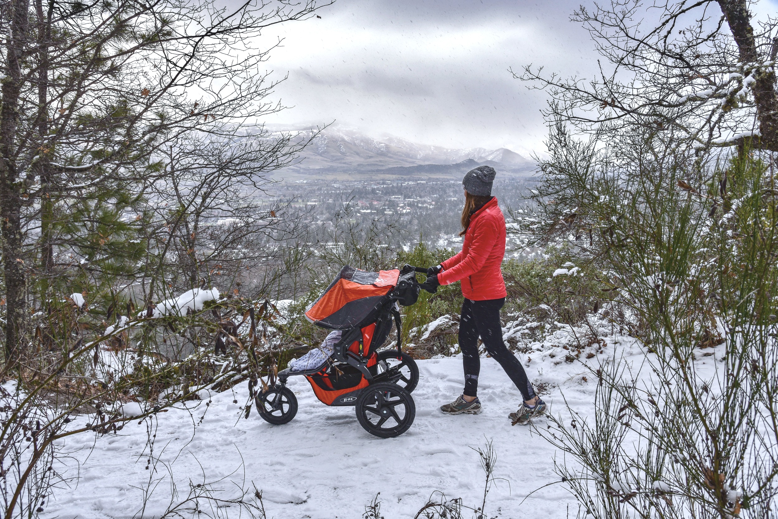 2012 bob double stroller