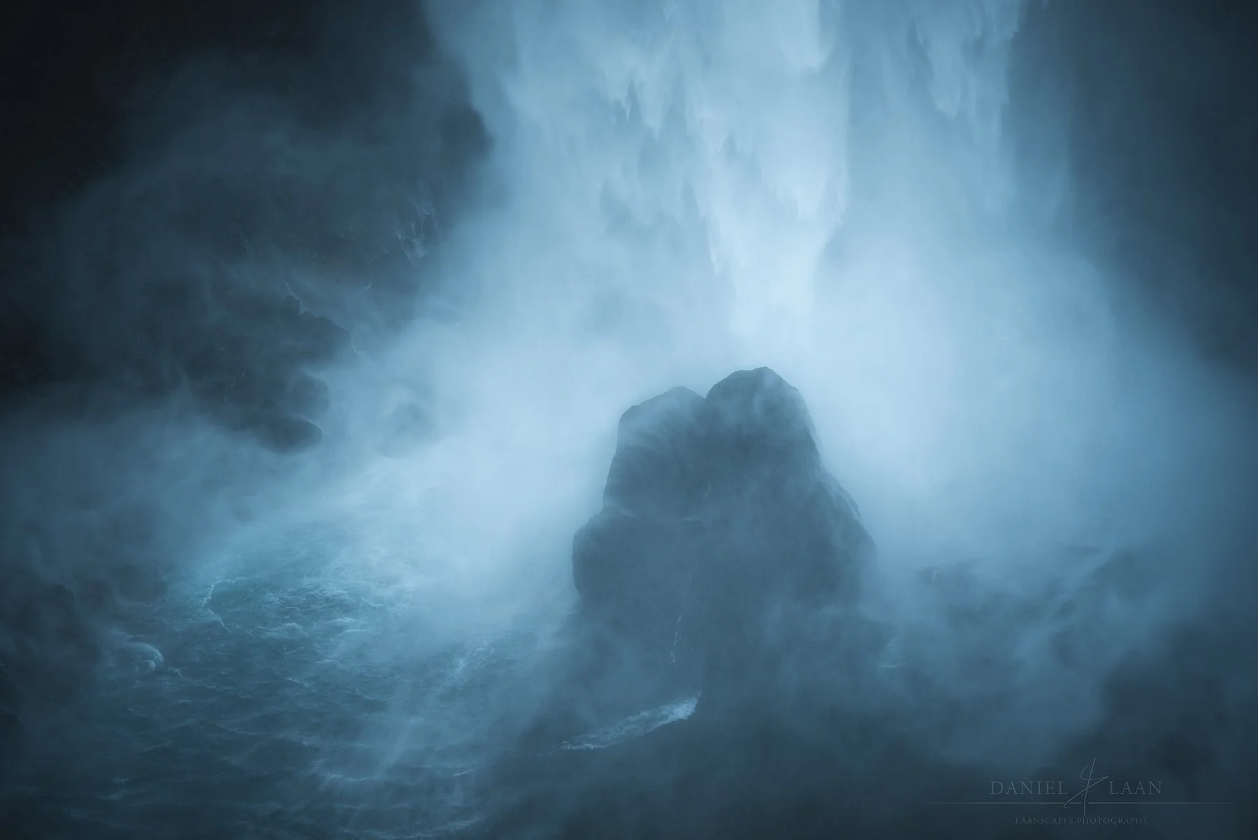 To be Strong as Water