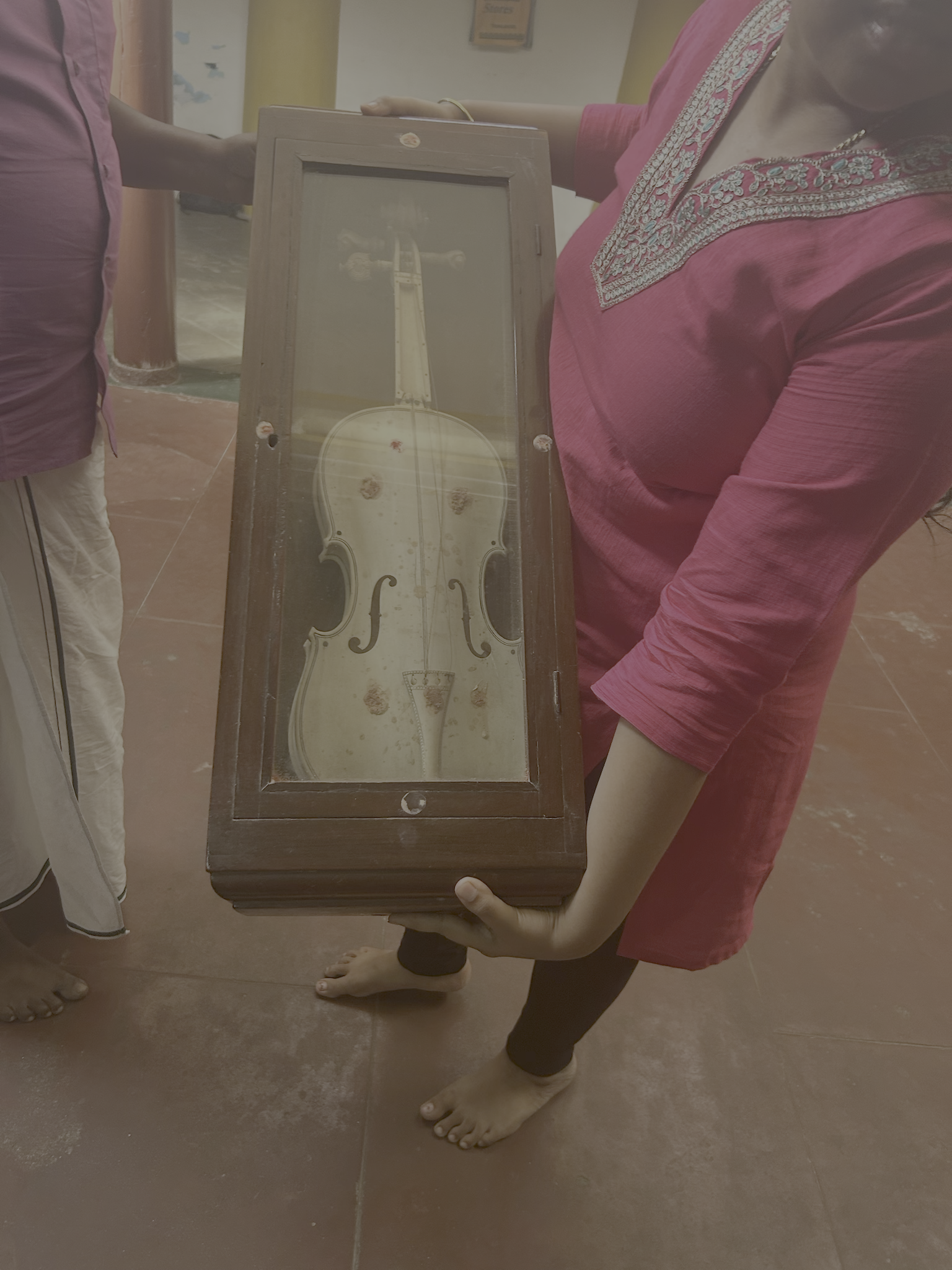 Ivory violin presented to Vadivelu of the Tanjavur Quartet by Swathi Thirunal