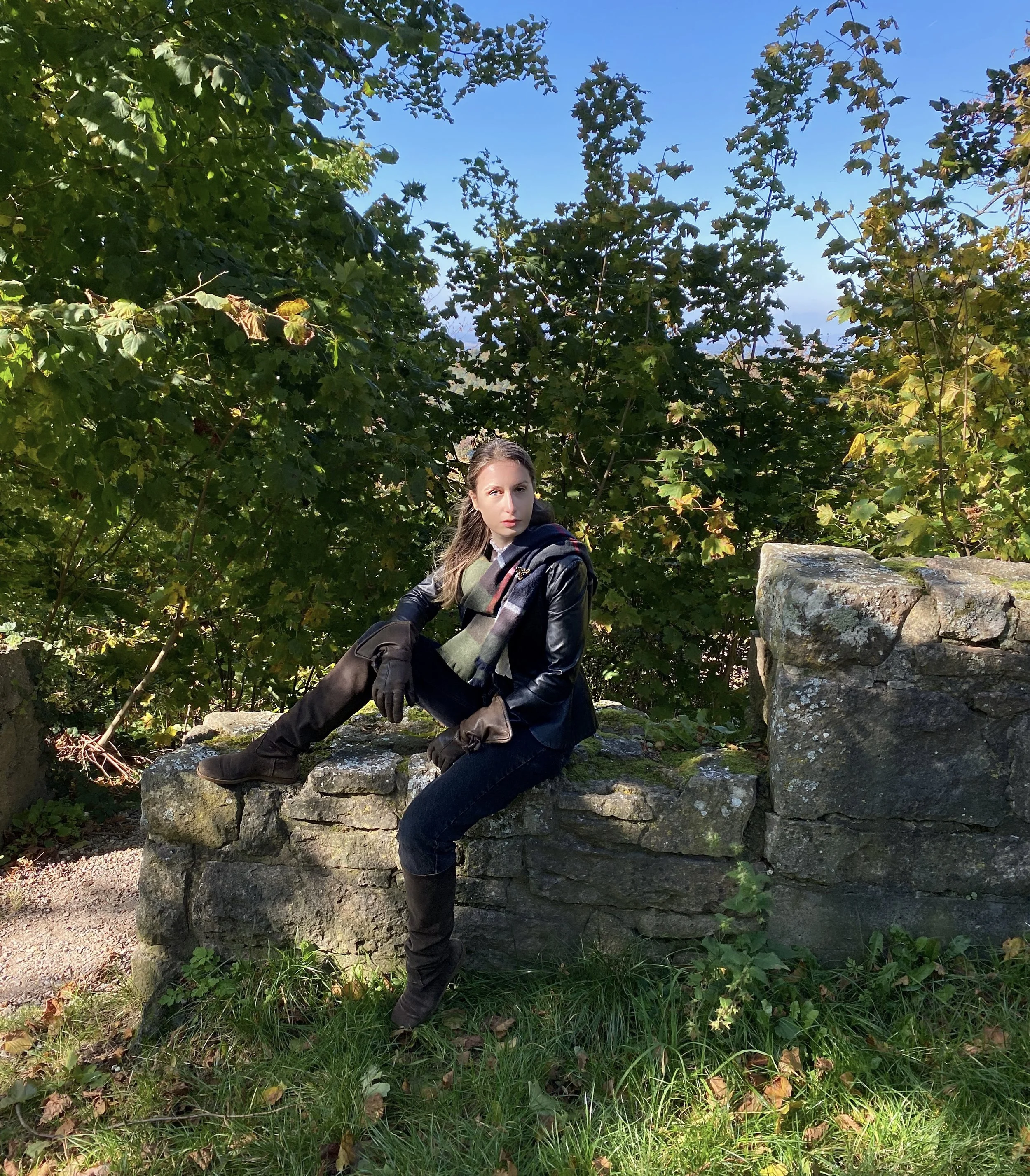 Maria Makurat photoshoot castle copyright