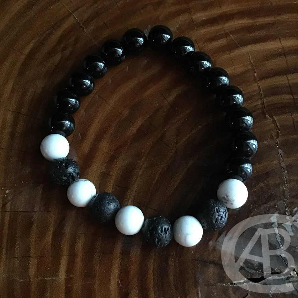 White Howlite EO Diffusing.jpg