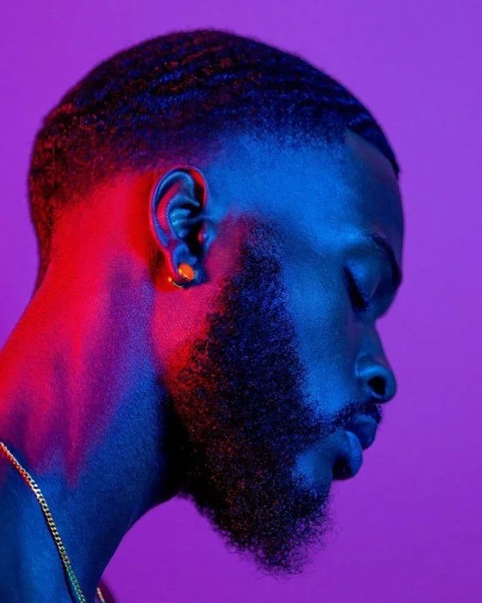 Wave Check 🌊 👀❗️

Drop a &quot;🌊&quot; in the comments and tag a friend if you're rocking this look! 👇🏾👇🏾👇🏾

📸 &amp; 🧔🏾:@rolandagli #imagecredit #repost⁣⠀
&mdash;⁣⠀
#G411 #Glimmer411 #hairtech #naturalhairangels #blackhairproblems #afroha