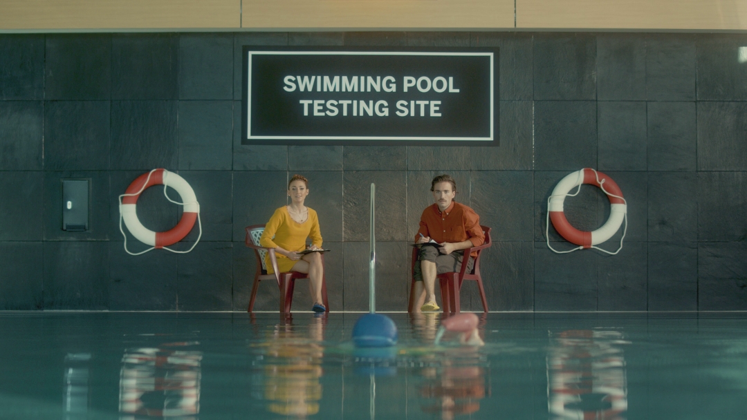 SAP-machine-learning-setdesign-wes-anderson-her-hairdryer-swimming-oink-office-oldskool7.jpg