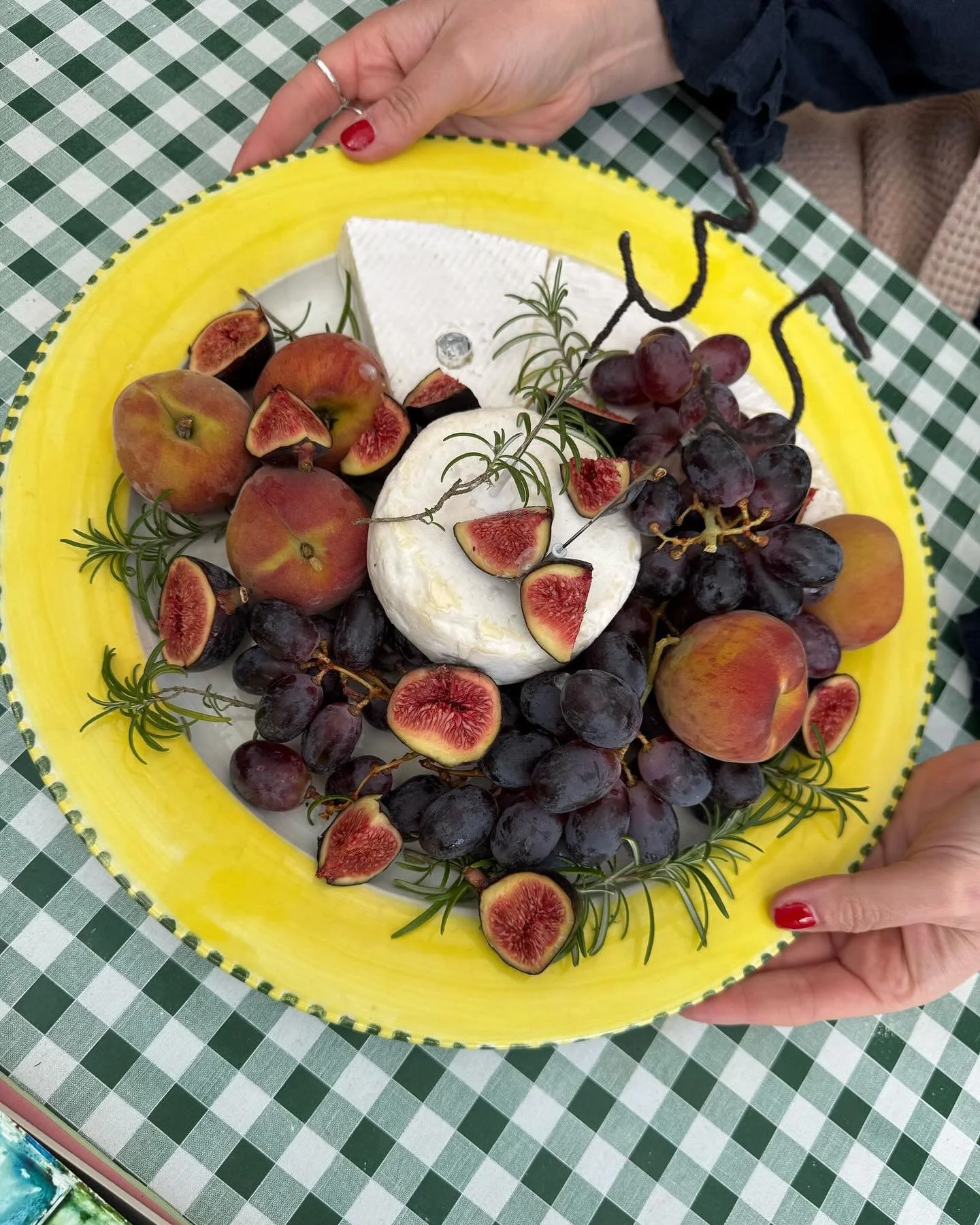 Spring really spring sprang sprung 🌸🥲🐚🪸🌺
Turning 35 with an actual real life Brie cake, embracing the Pilates Princess life, celebrating girlhood, making our own princess hats 🥹 (and a tiny one for Wilf @josiebulmer) self love, platonic love, P