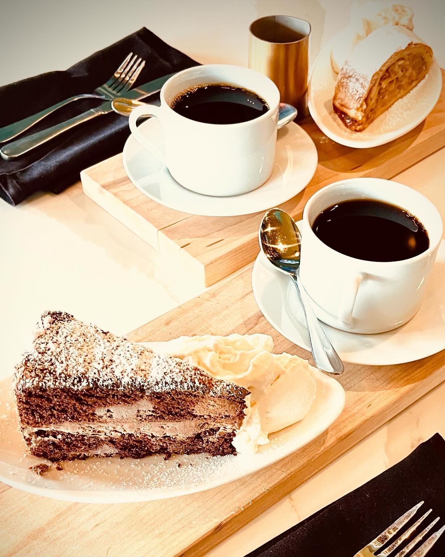 Dearest Reader, 
The time has come for the upcoming social season to celebrate the premiere of season 3, And this author is hoping you will come in before the season begins to pamper yourself with delicious Kaffee und Kuchen at Foodsmith. It has reac