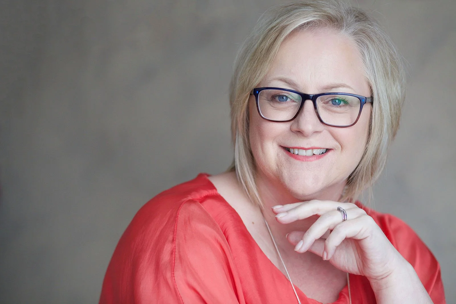 LisaHEADSHOTFINAL 11.jpg