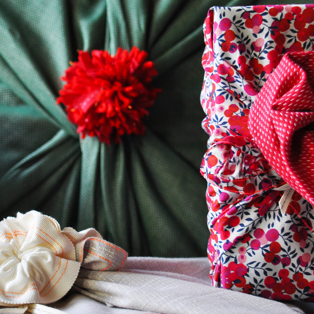 holiday gift wrap starter - set of 7