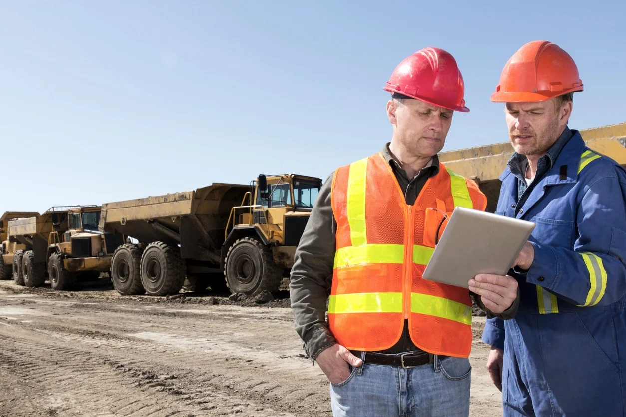 Transforming+Your+Construction+Business+With+Whip+Around.jpg