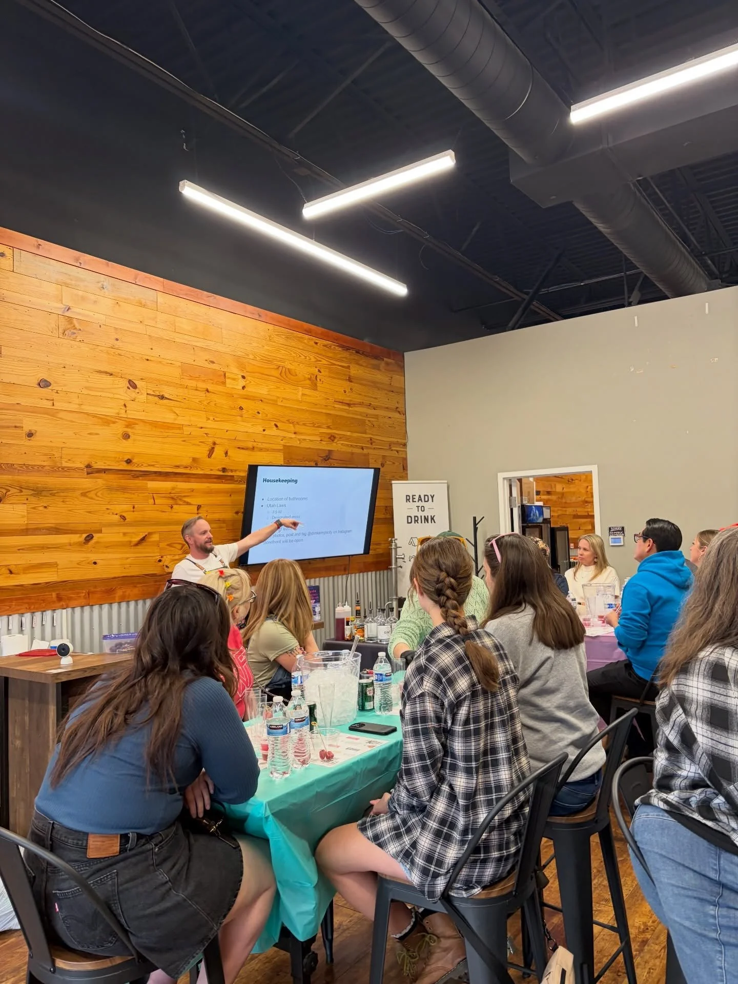 The 90s cocktail class was super fly! Thanks to everyone who joined in for the party! 😎