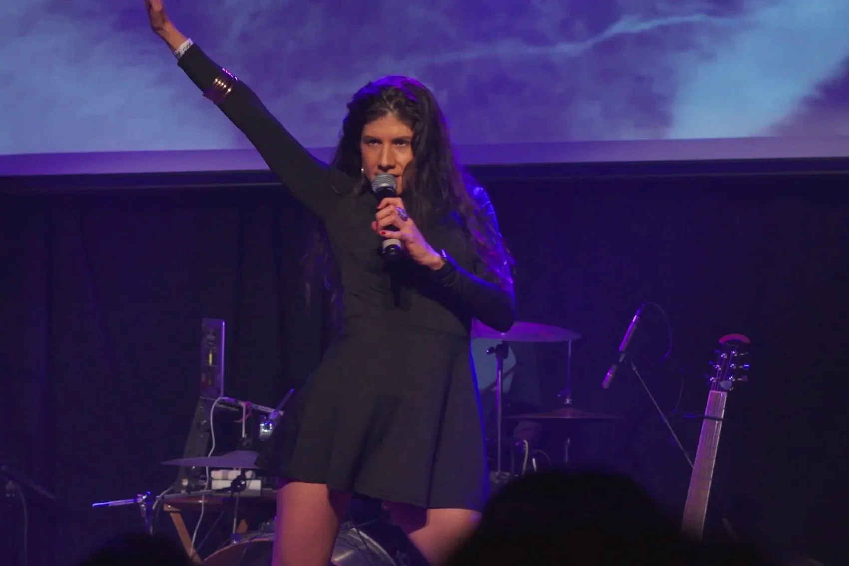 Hips Don't Lie - Shakira Tribute Band