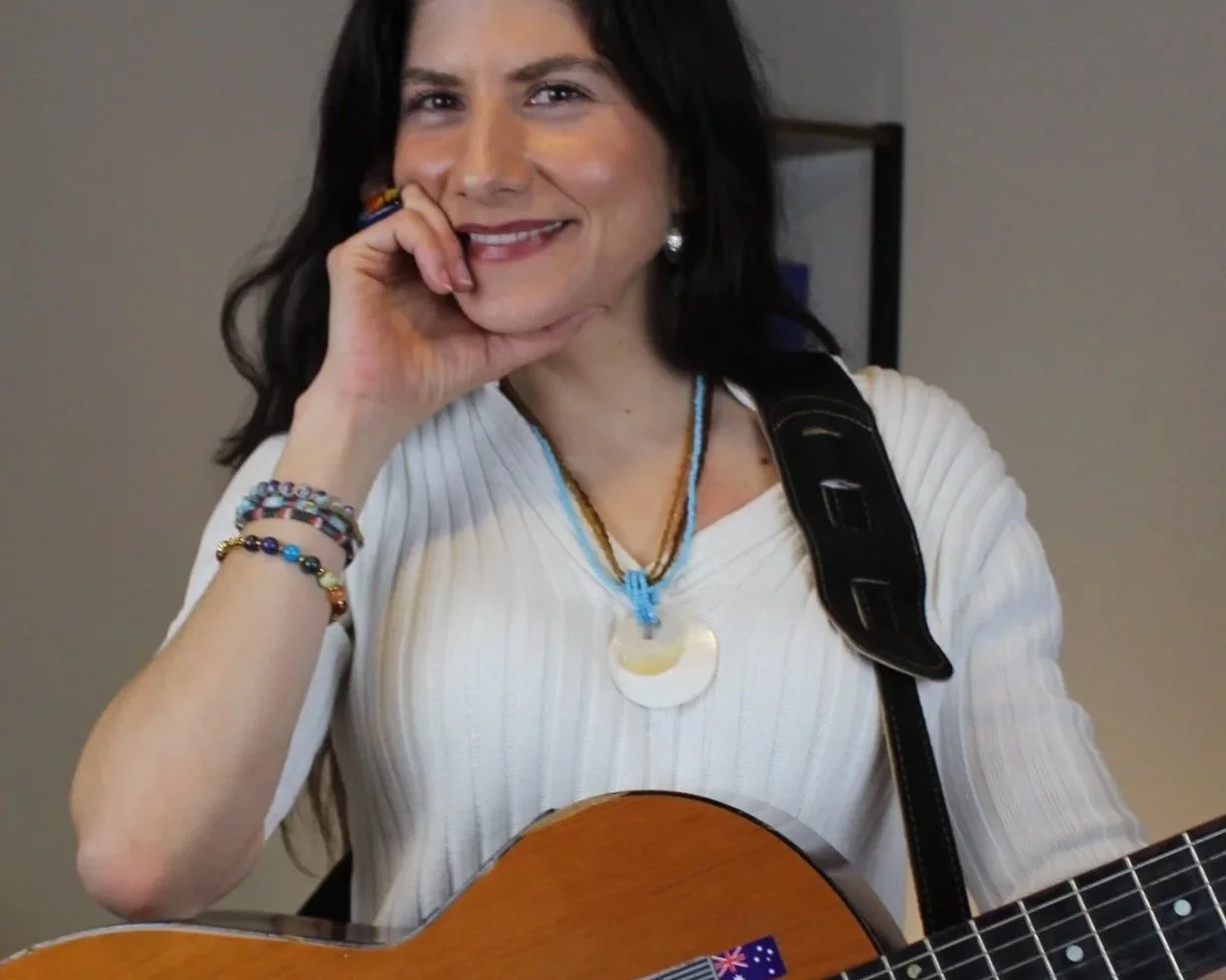 Angela Puerta Solo