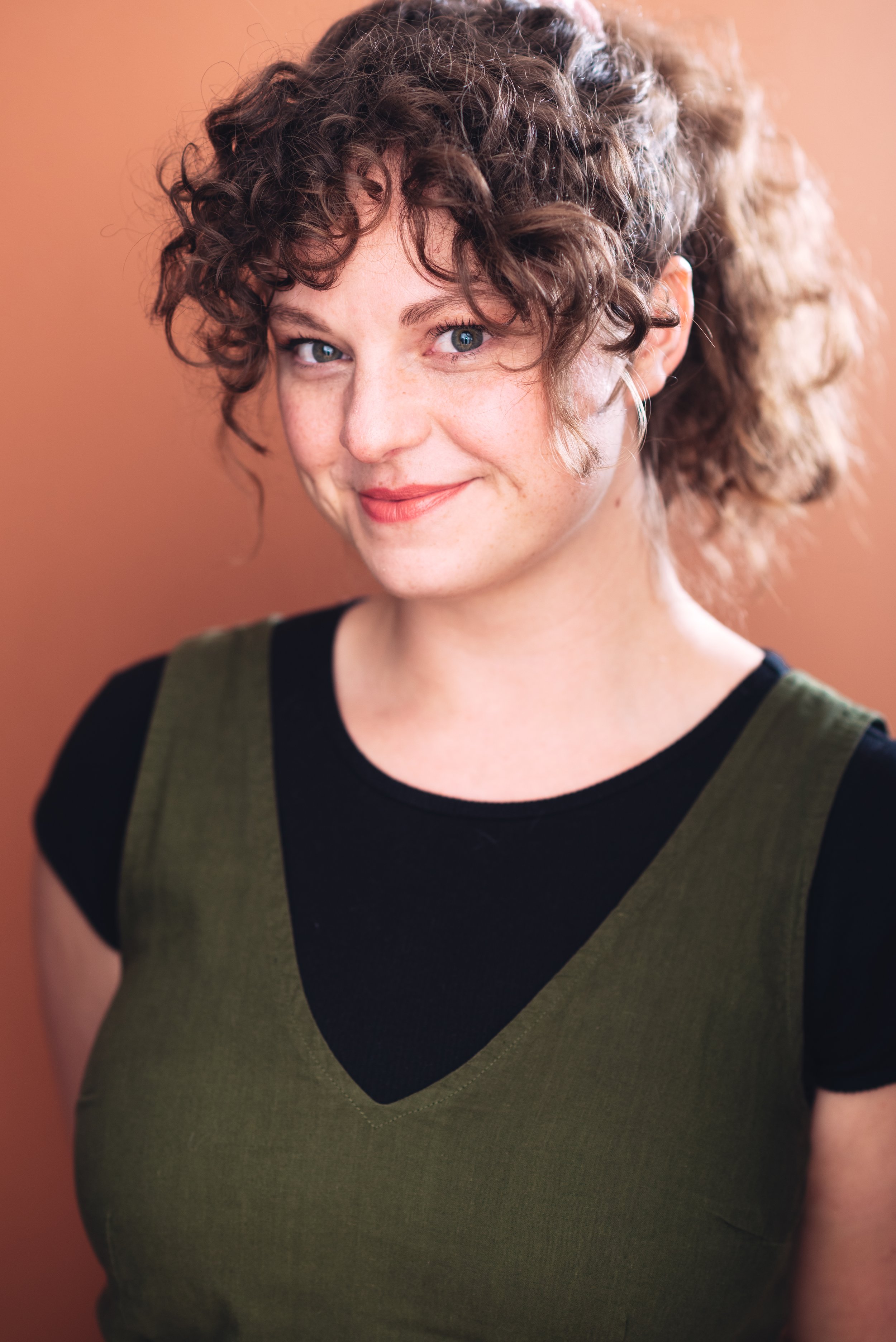 MaggieHutchison_Headshot.jpg