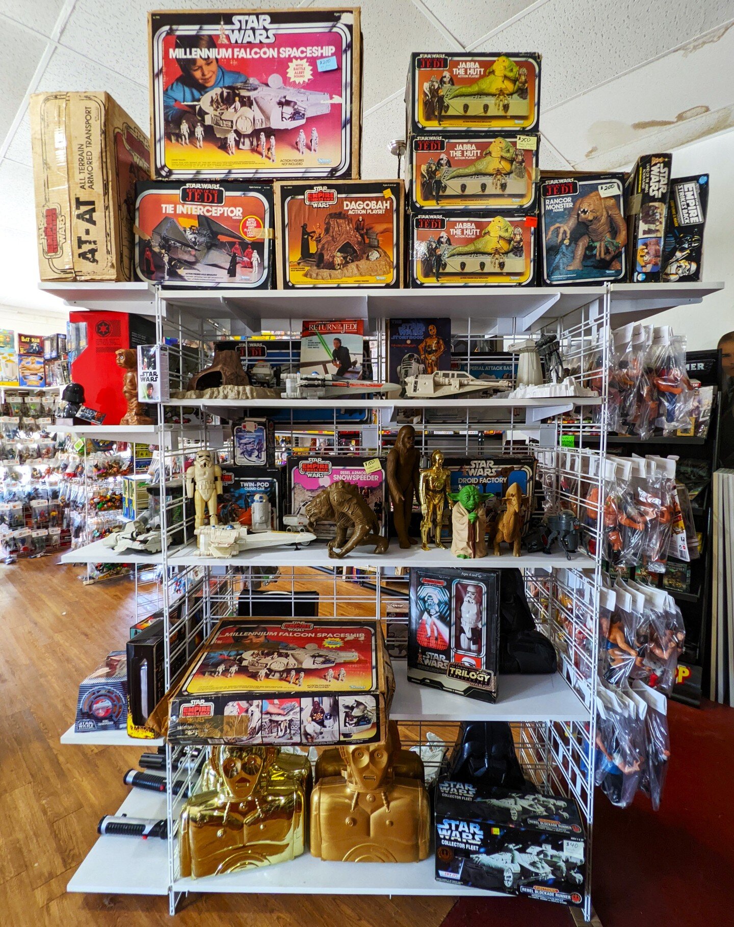 Yesterday I stumbled across a retro toy store on Hampton. It's full of interesting and vintage stuff and it's definitely worth a look. The place is @retrotvtoys and they seem to have a pretty active social media presence so if it's something you're i