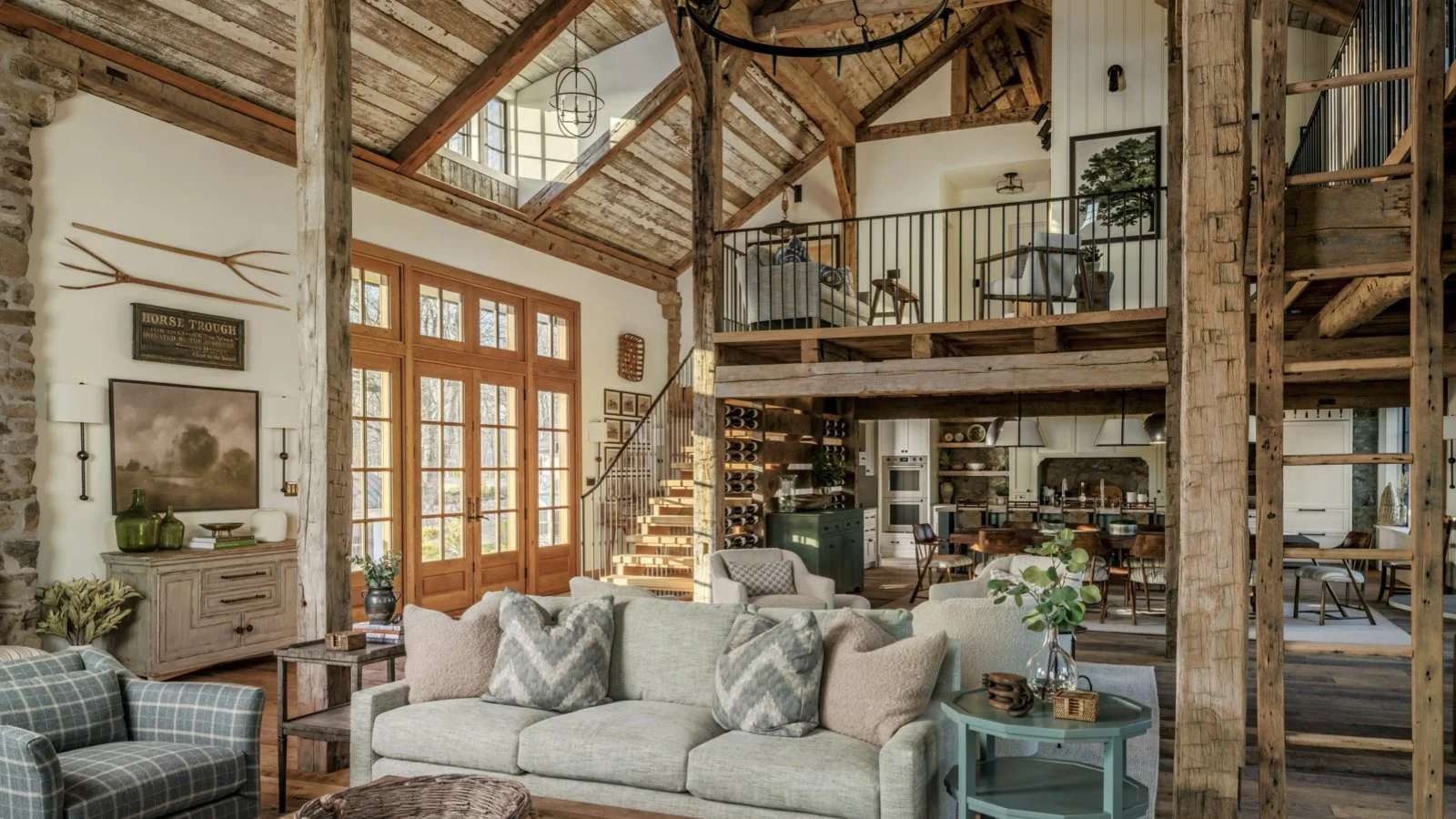 the-rappahannock-river-company__pennsylvania-quakertown__homes__bucks-county-estate__living-room.jpeg