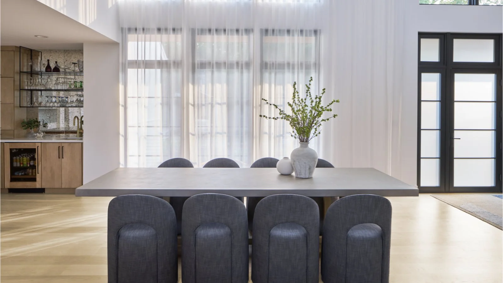 the-rappahannock-river-company__maryland-annapolis-eastport__homes__eastport-revival__dining-room.jpeg