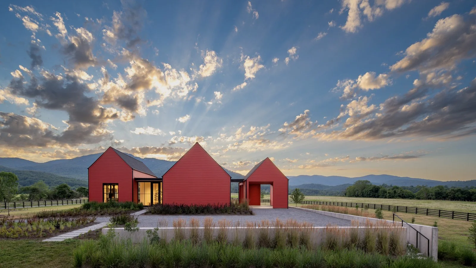 the-rappahannock-river-company__virginia-etlan__homes__etlan-farmhouse__exterior-landscape.001.jpeg