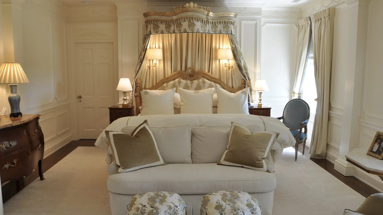 the-rappahannock-river-company__virginia-richmond__homes__canterbury__bedroom.jpeg