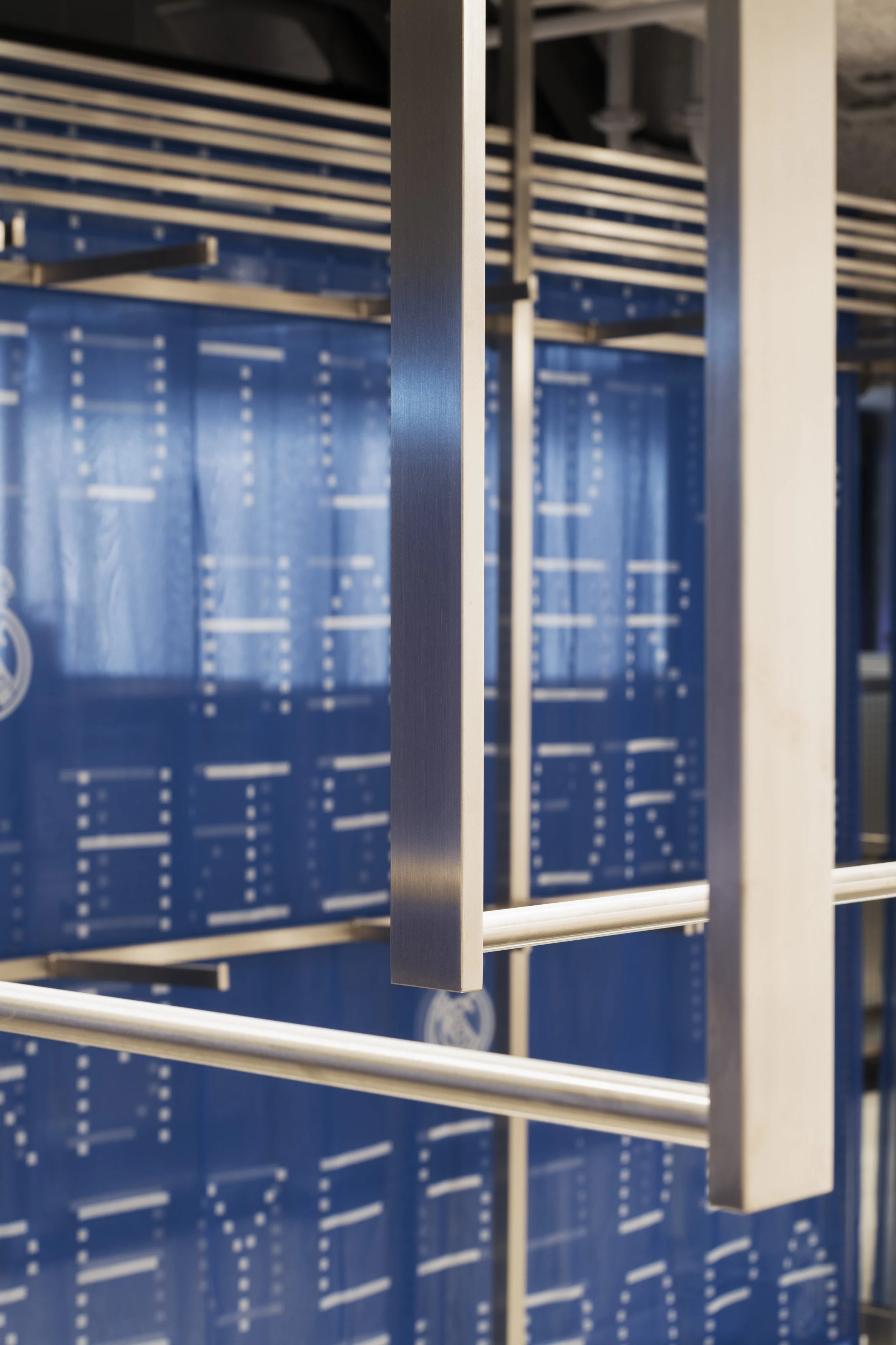 F3 Architects_Bernabéu Offical Shop 044.jpg