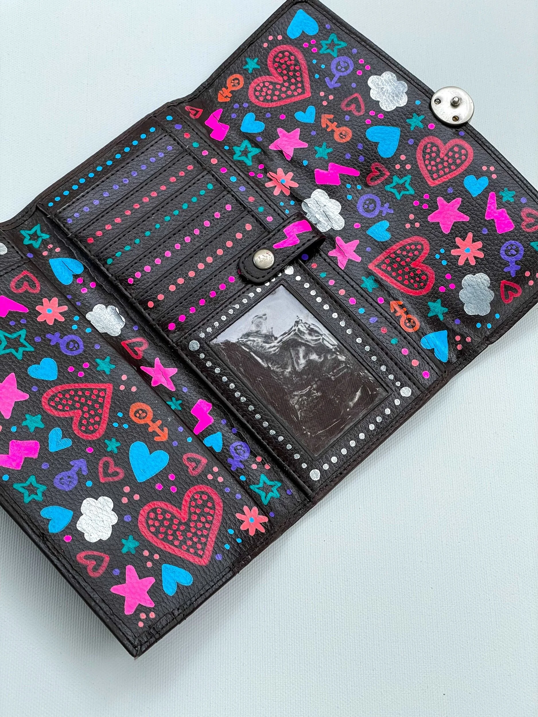 10E1BE15-03B7-4112-85C7-9C311825E927