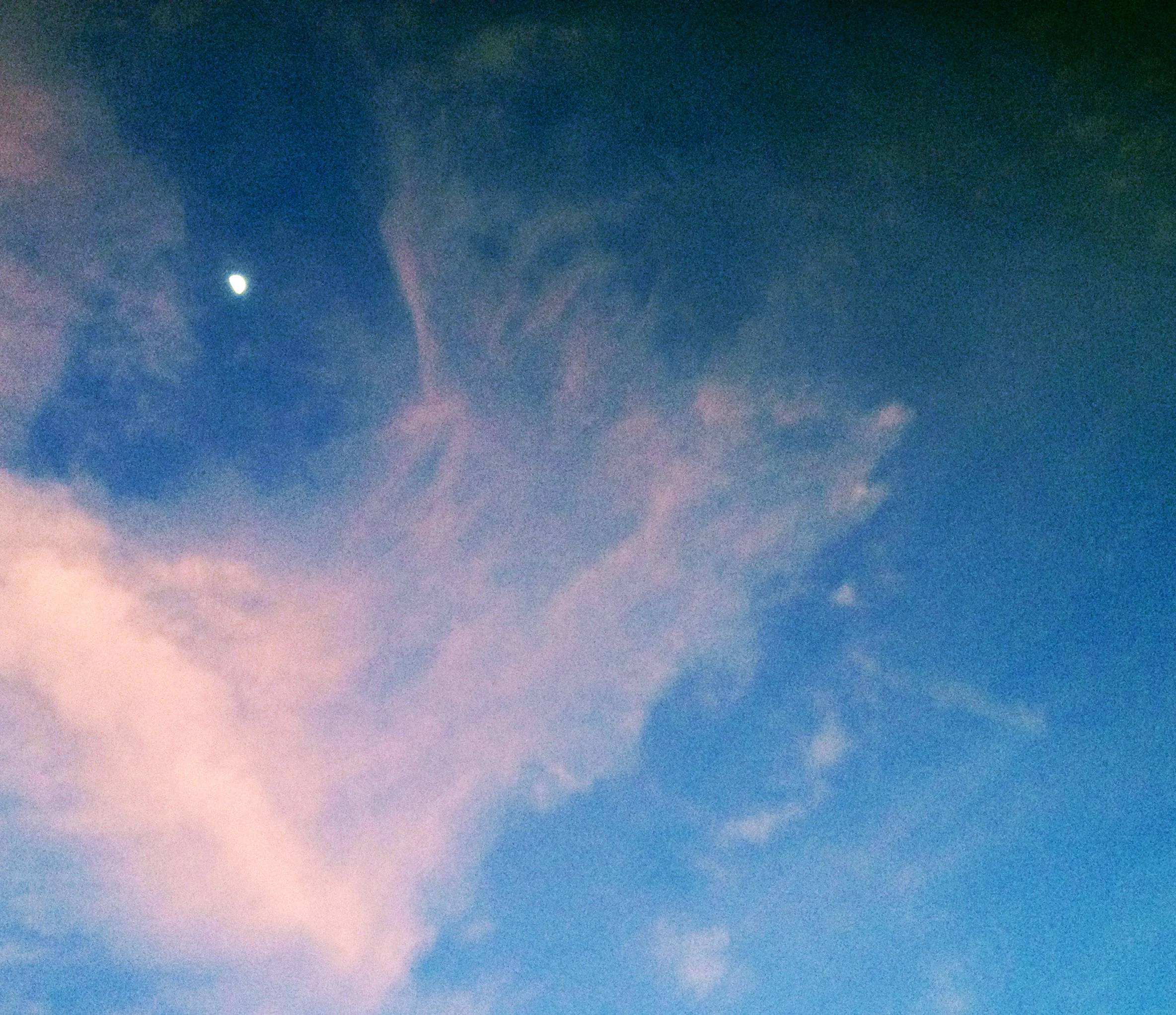 Saoirse Casey Sky Photo from Lunaria artwork .jpg