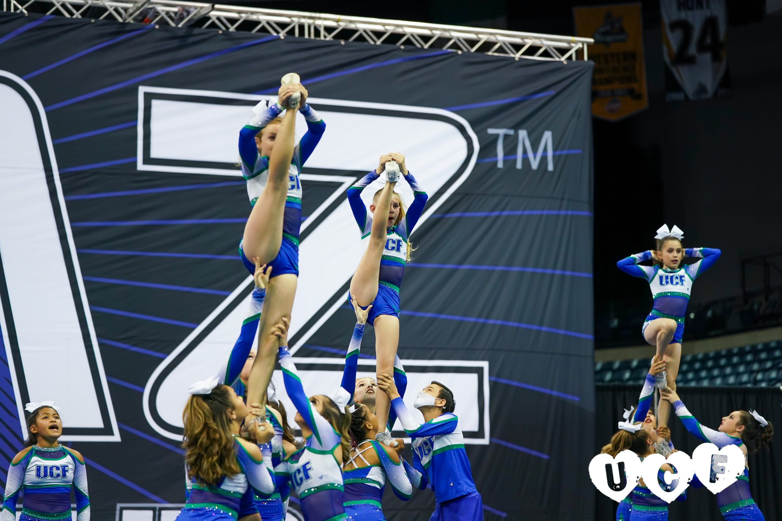 JAMZ Challenge Cup Frost-03015.jpg