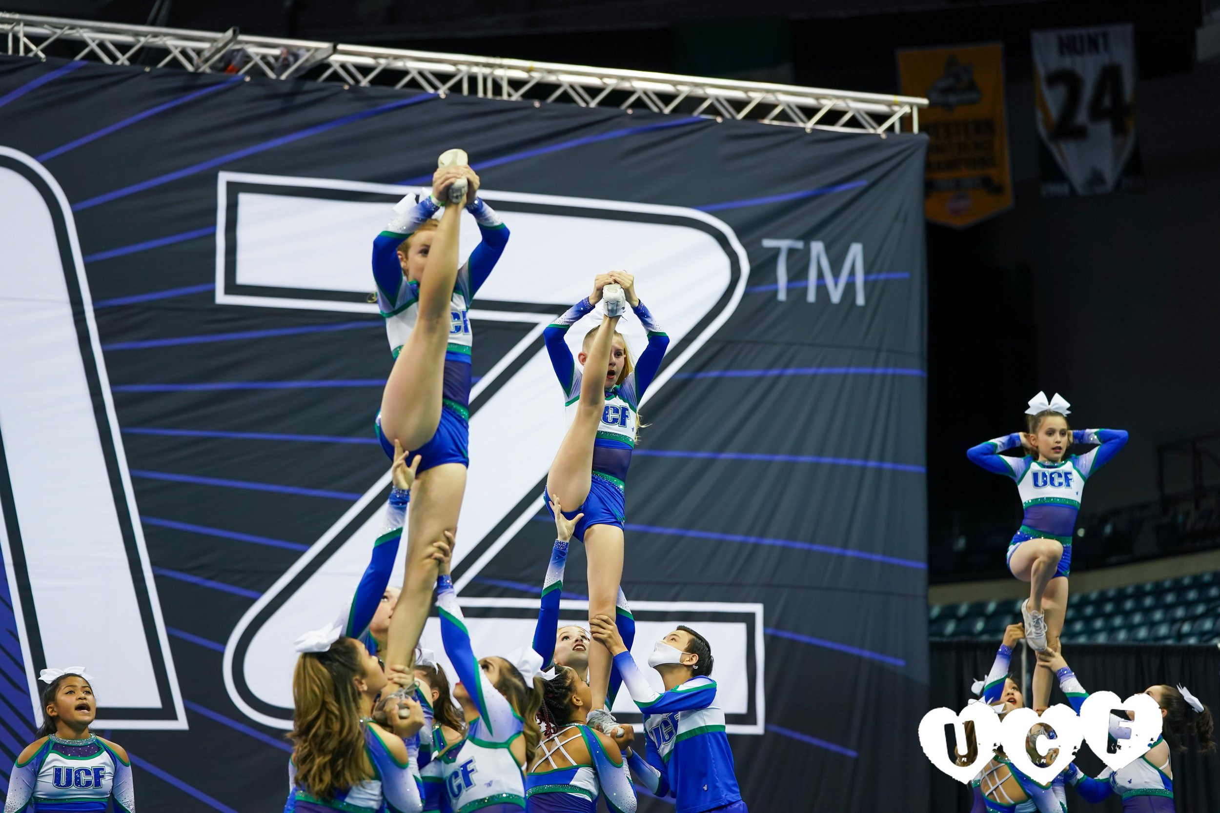 JAMZ Challenge Cup Frost-03014.jpg
