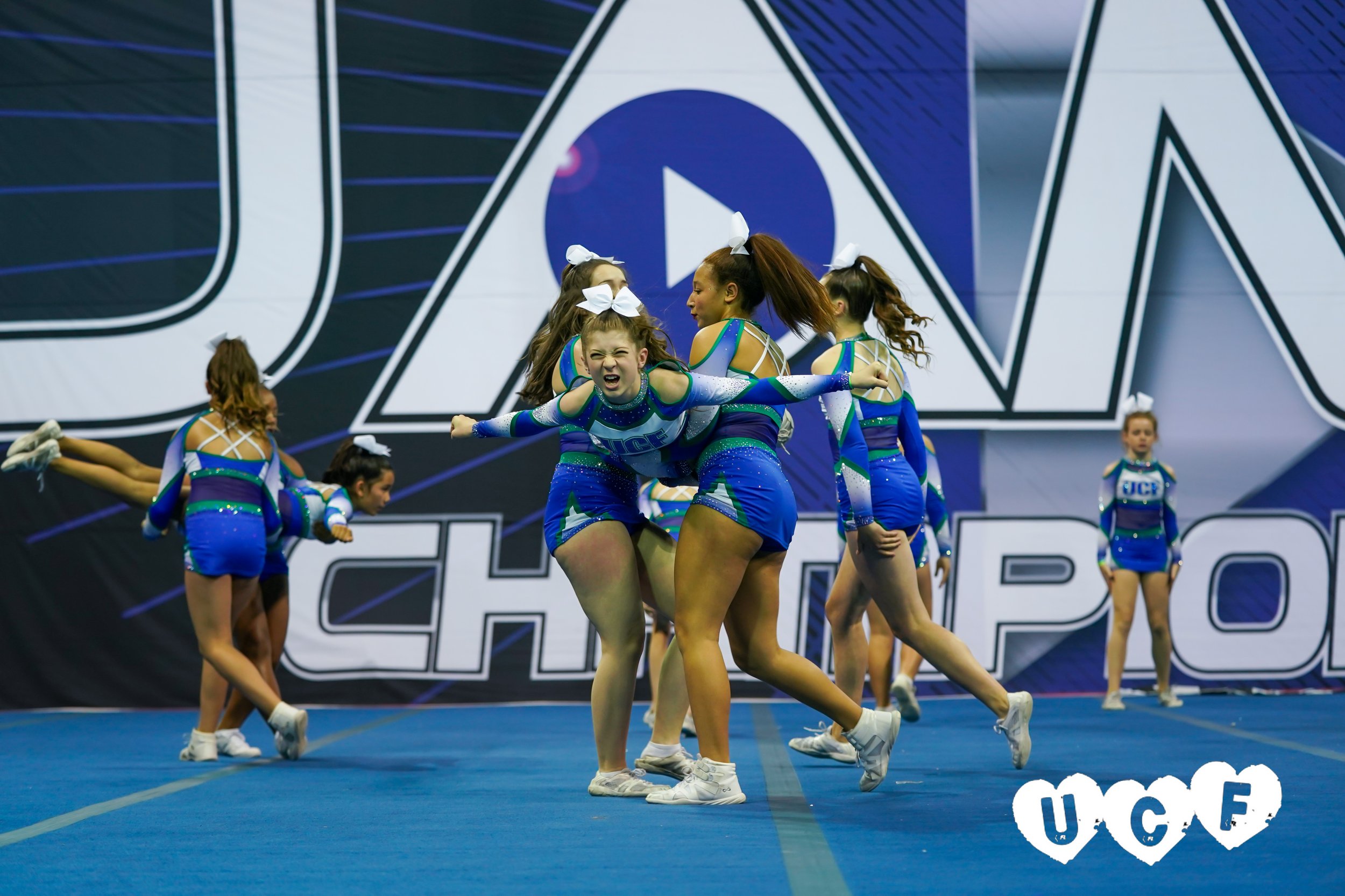 JAMZ Challenge Cup Frost-03214.jpg