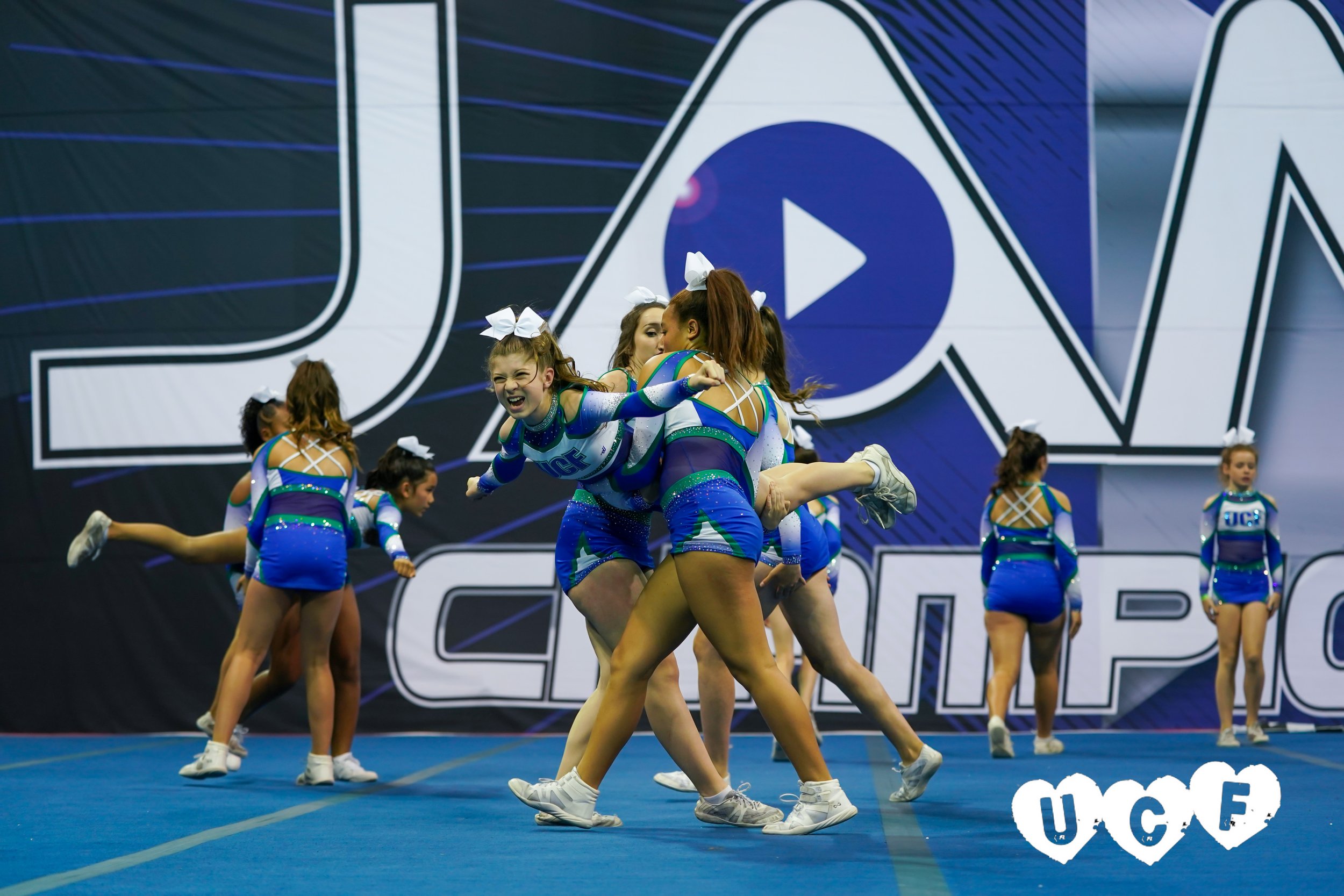 JAMZ Challenge Cup Frost-03217.jpg