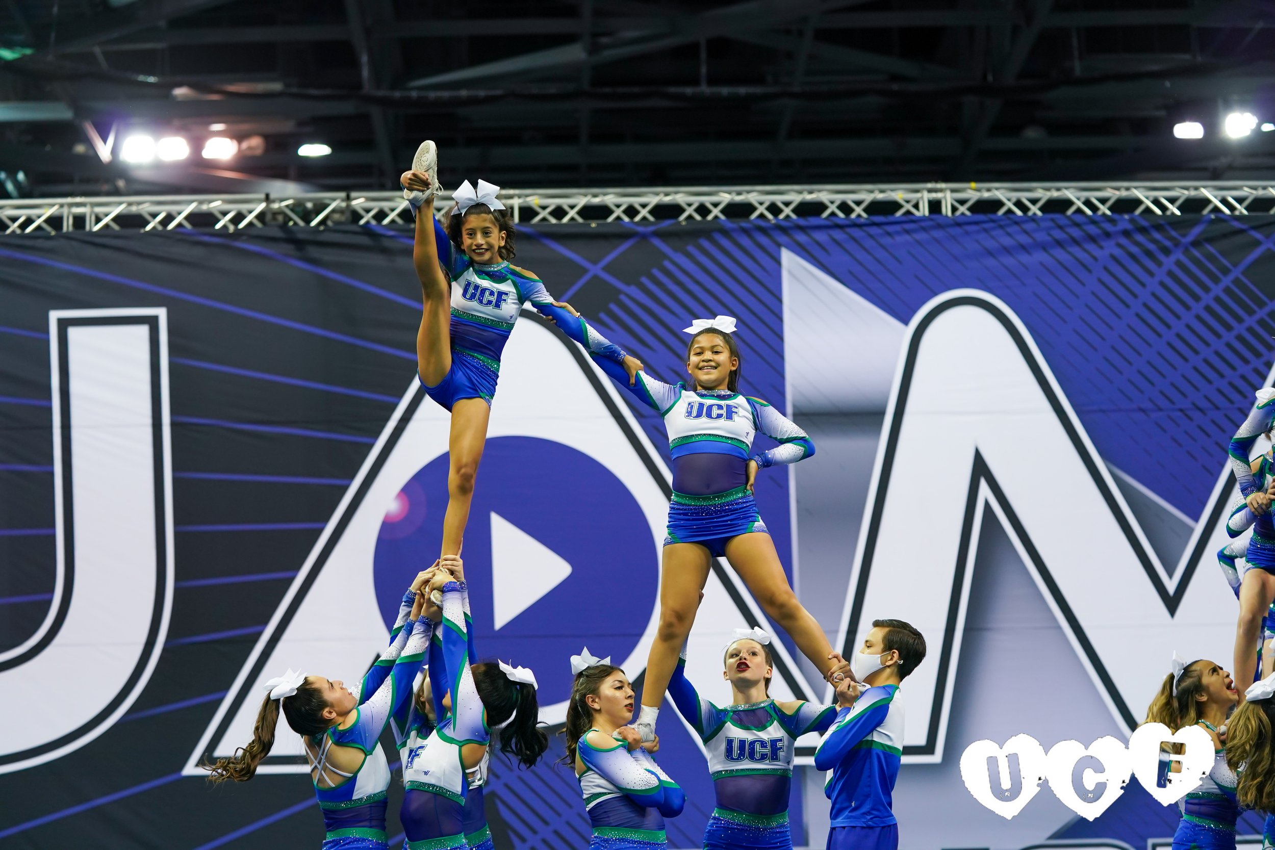 JAMZ Challenge Cup Frost-03313.jpg