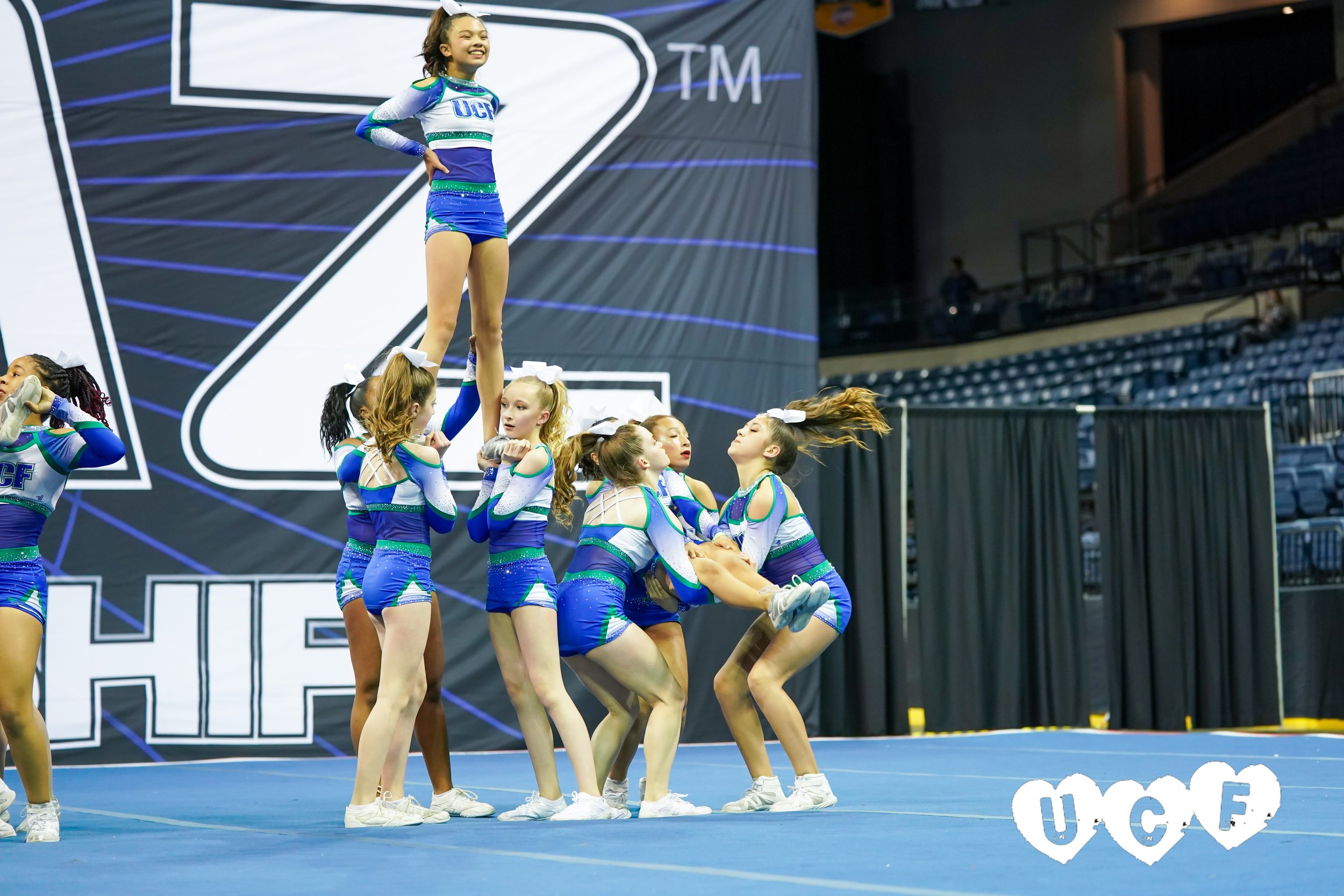 JAMZ Challenge Cup Frost-03330.jpg