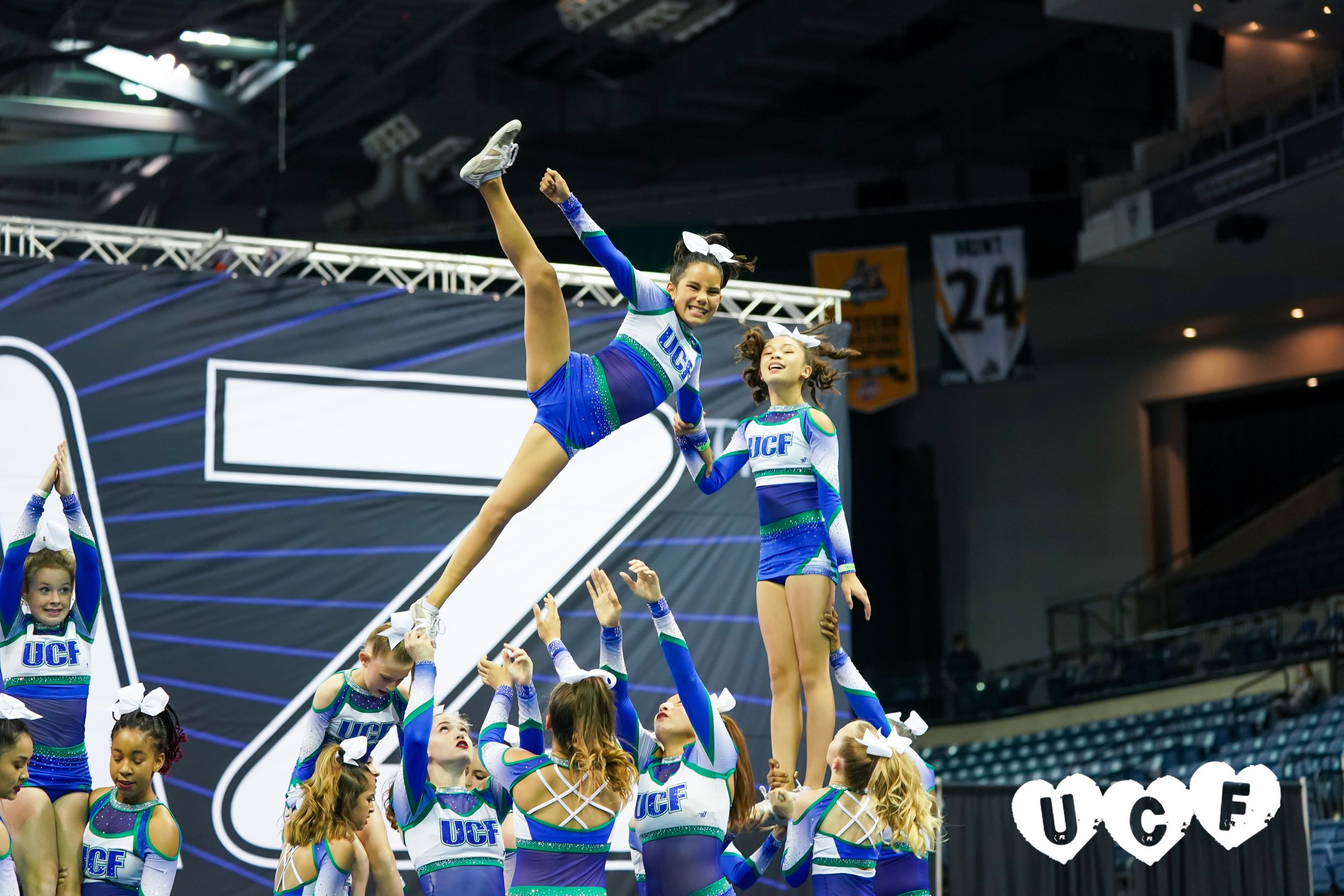 JAMZ Challenge Cup Frost-03377.jpg