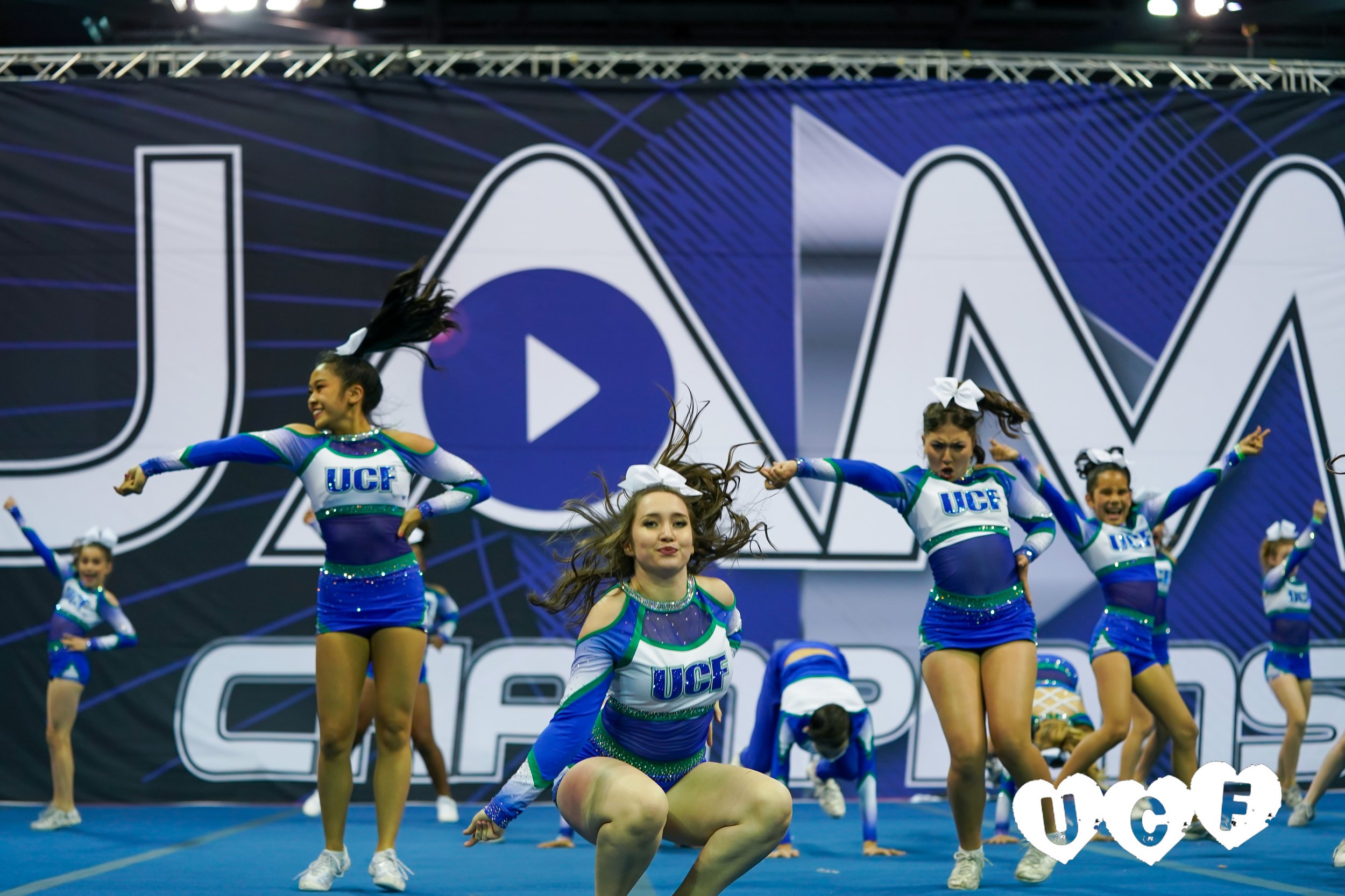 JAMZ Challenge Cup Frost-03404.jpg