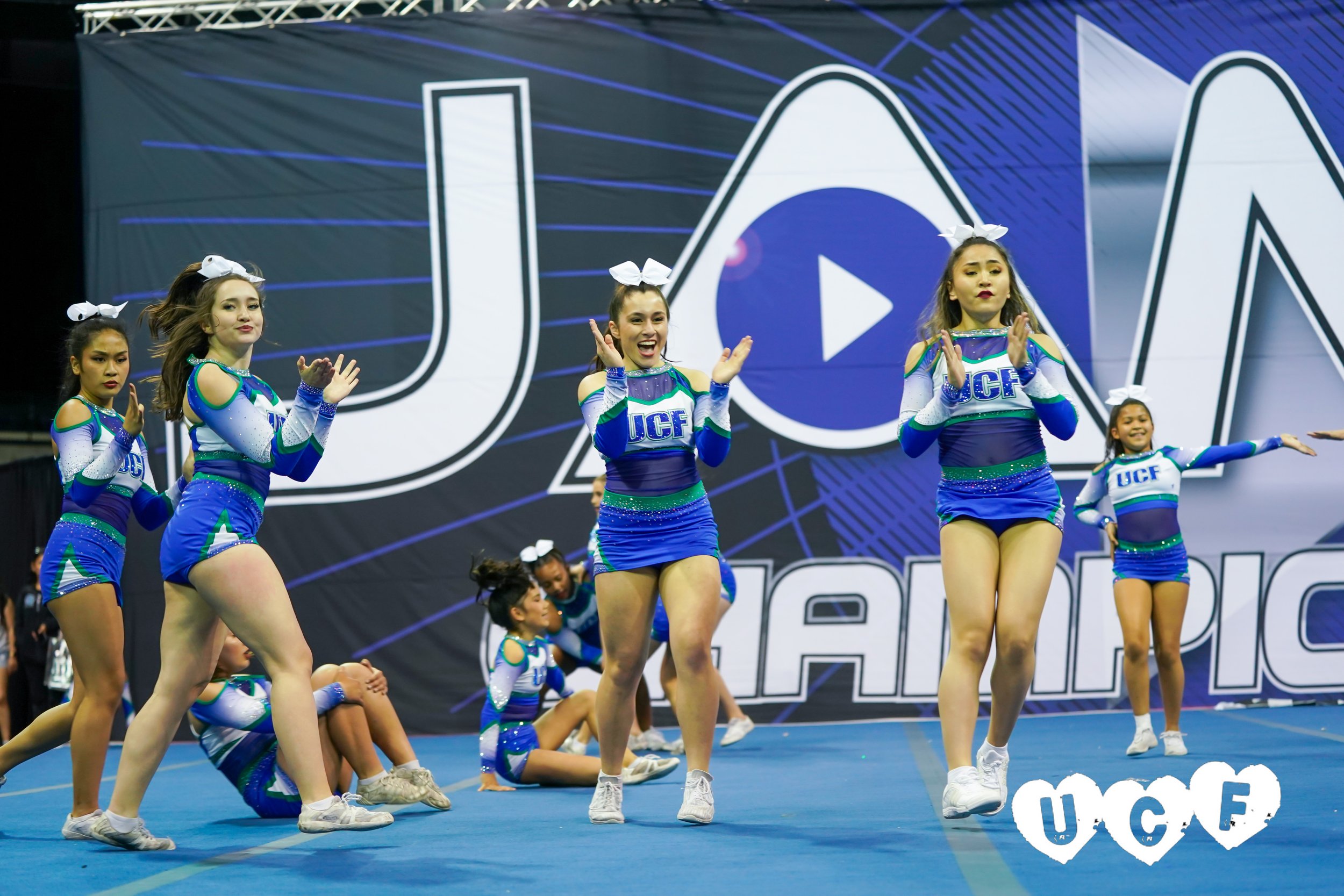 JAMZ Challenge Cup Frost-03423.jpg