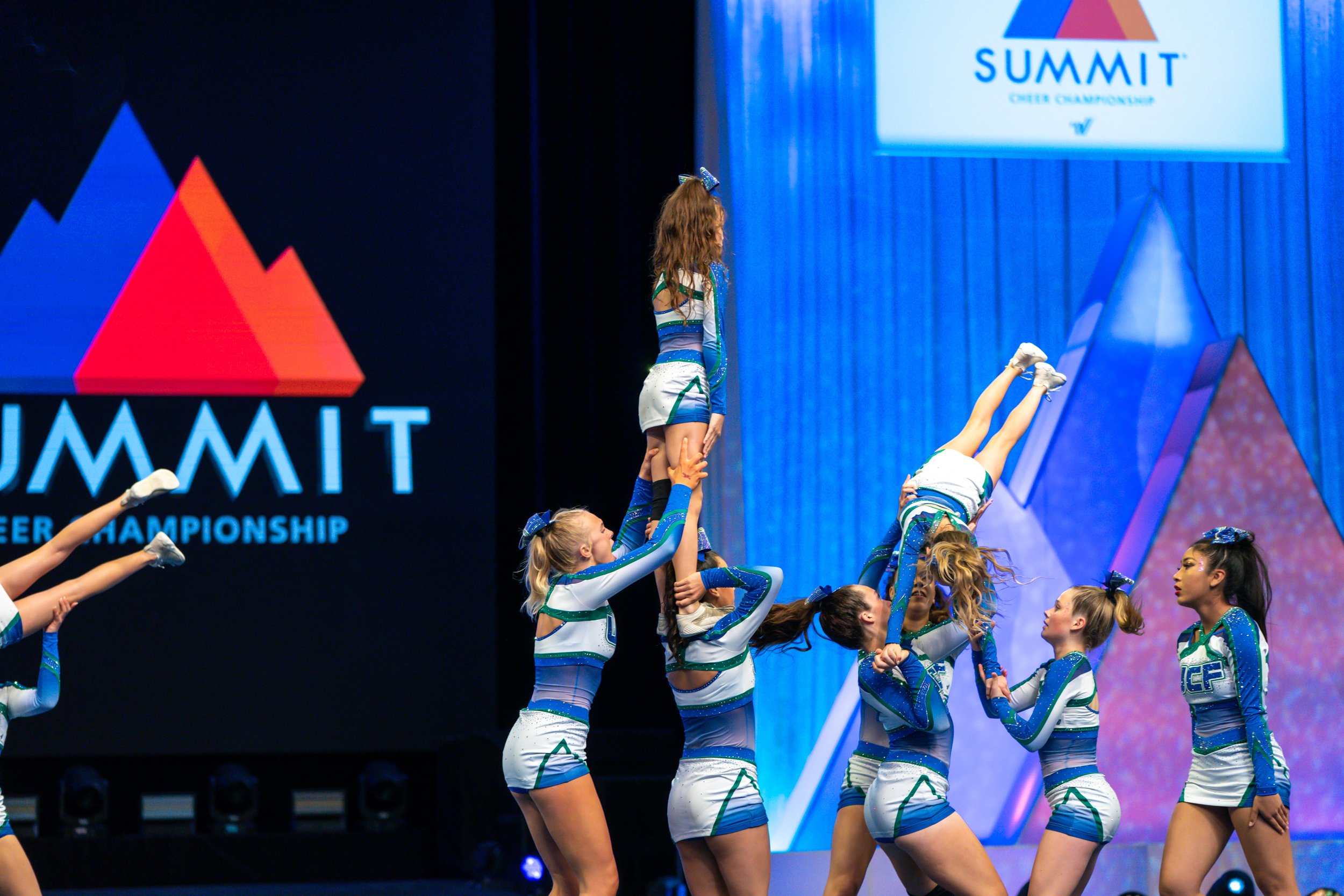 Summit Lightning -09725.jpg