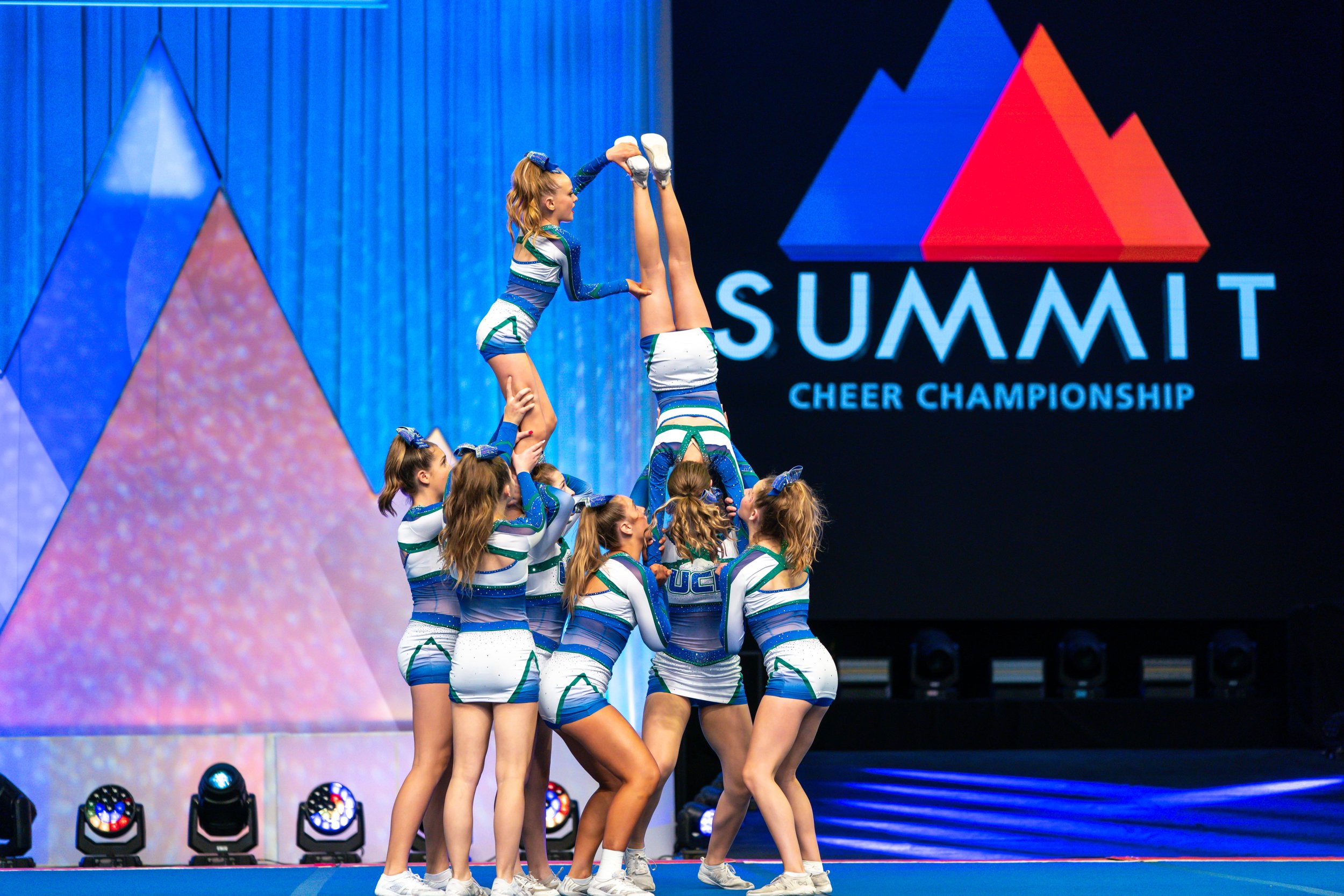 Summit Lightning -09731.jpg