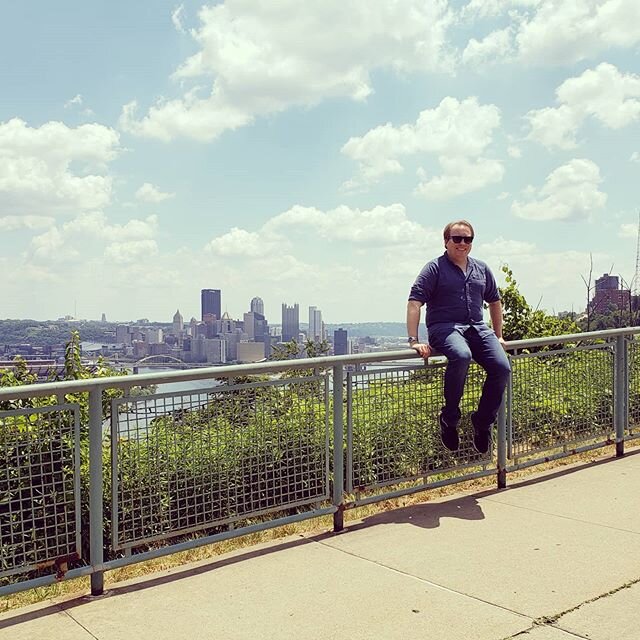 Summertime in the Burgh! ☀️😎 #pittsburgh #pennsylvania #myhometown #theburgh #steelersnation #dahntahn #summertime