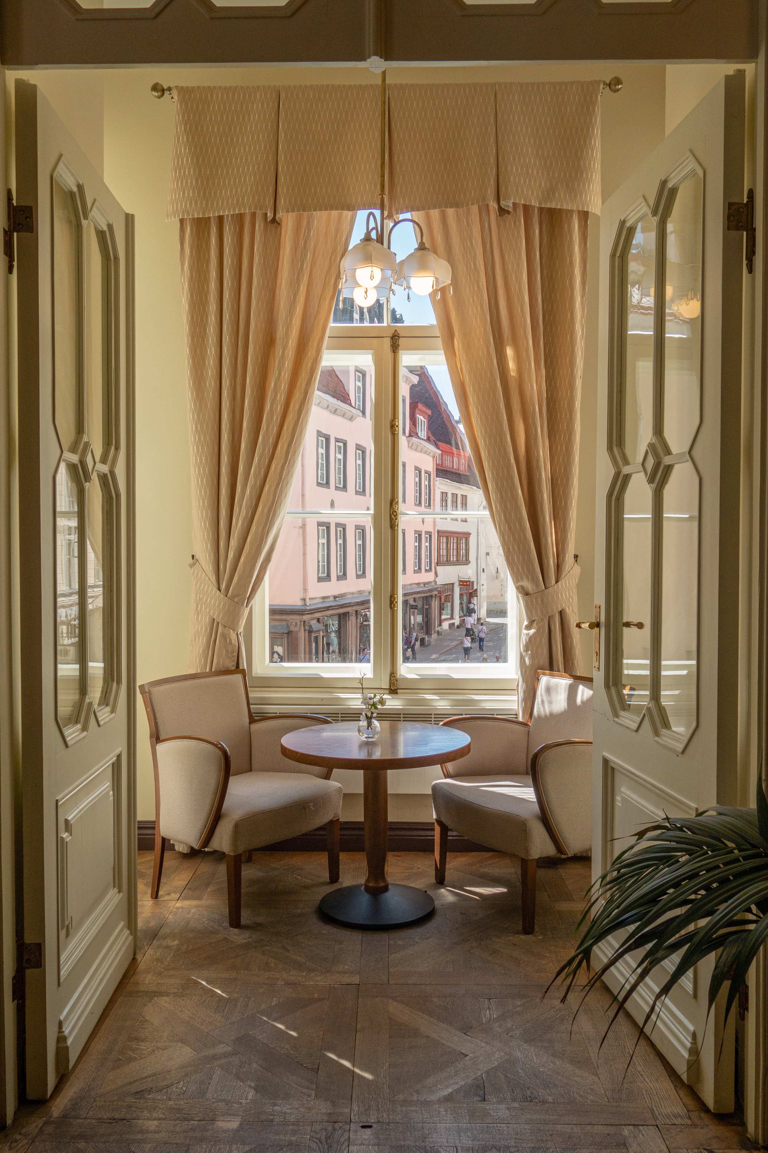 Tea Talks:  Fruitful Dreaming Salon