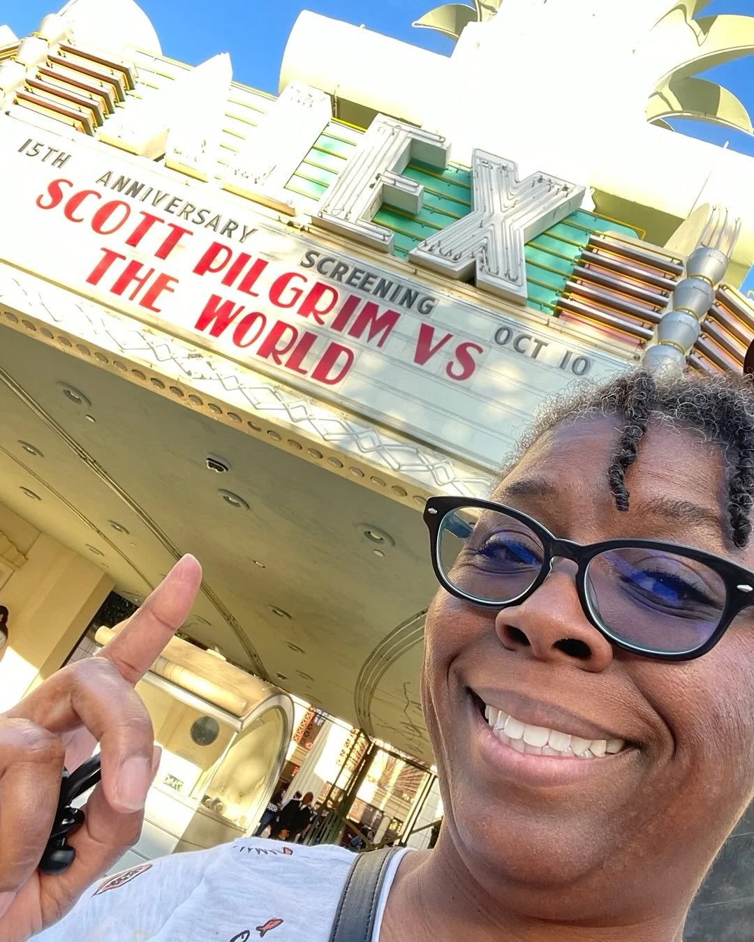 Had an amazing time last night at the Scott Pilgrim vs. the World 15th Anniversary Screening at the Alex Theatre in Glendale, CA.  There were vendors, photo ops, a Street Fighter battle and&hellip; A BATTLE OF THE BANDS!  Shout out to Pony Talk, Sist