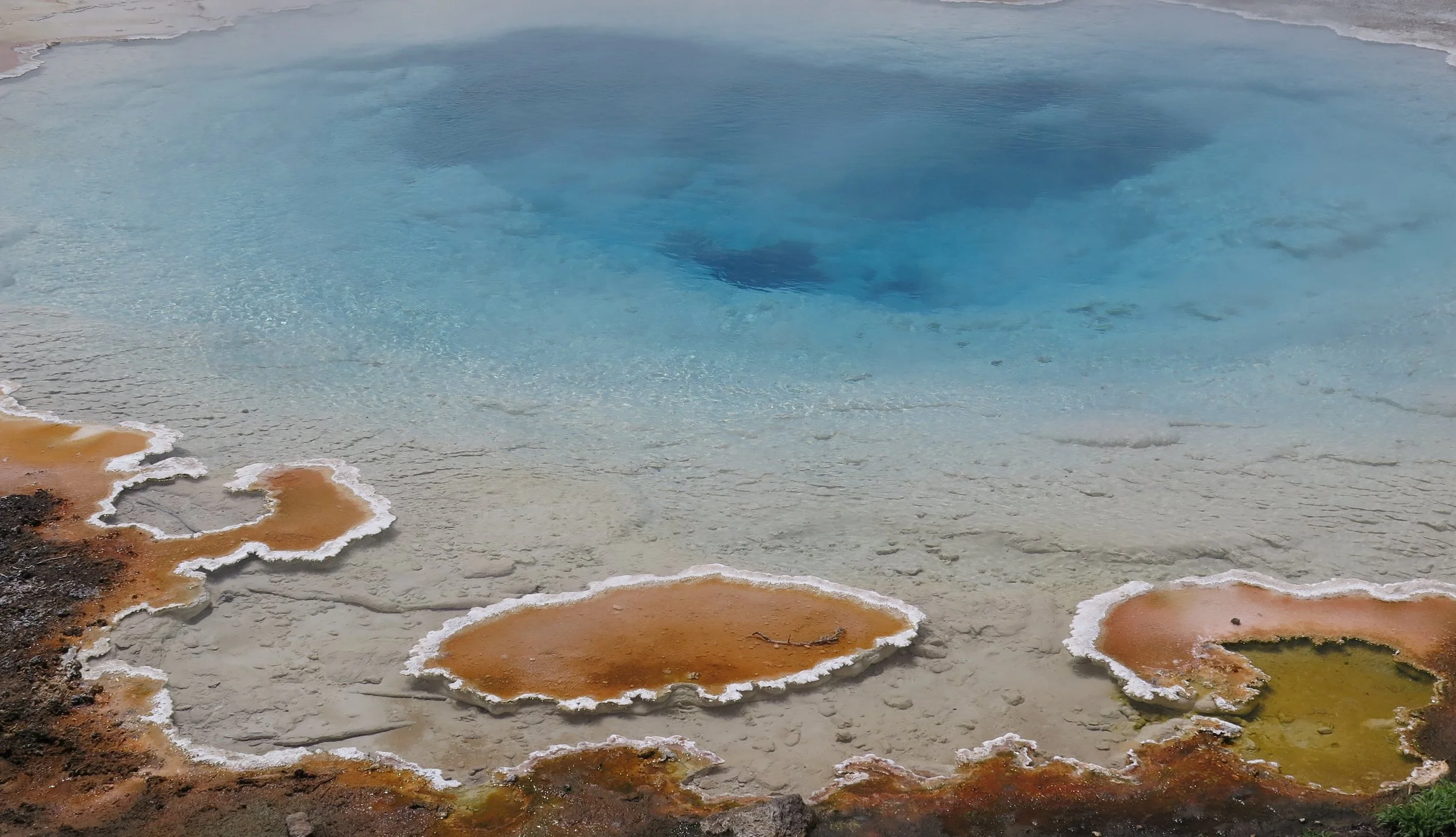 Geothermal pool.jpg