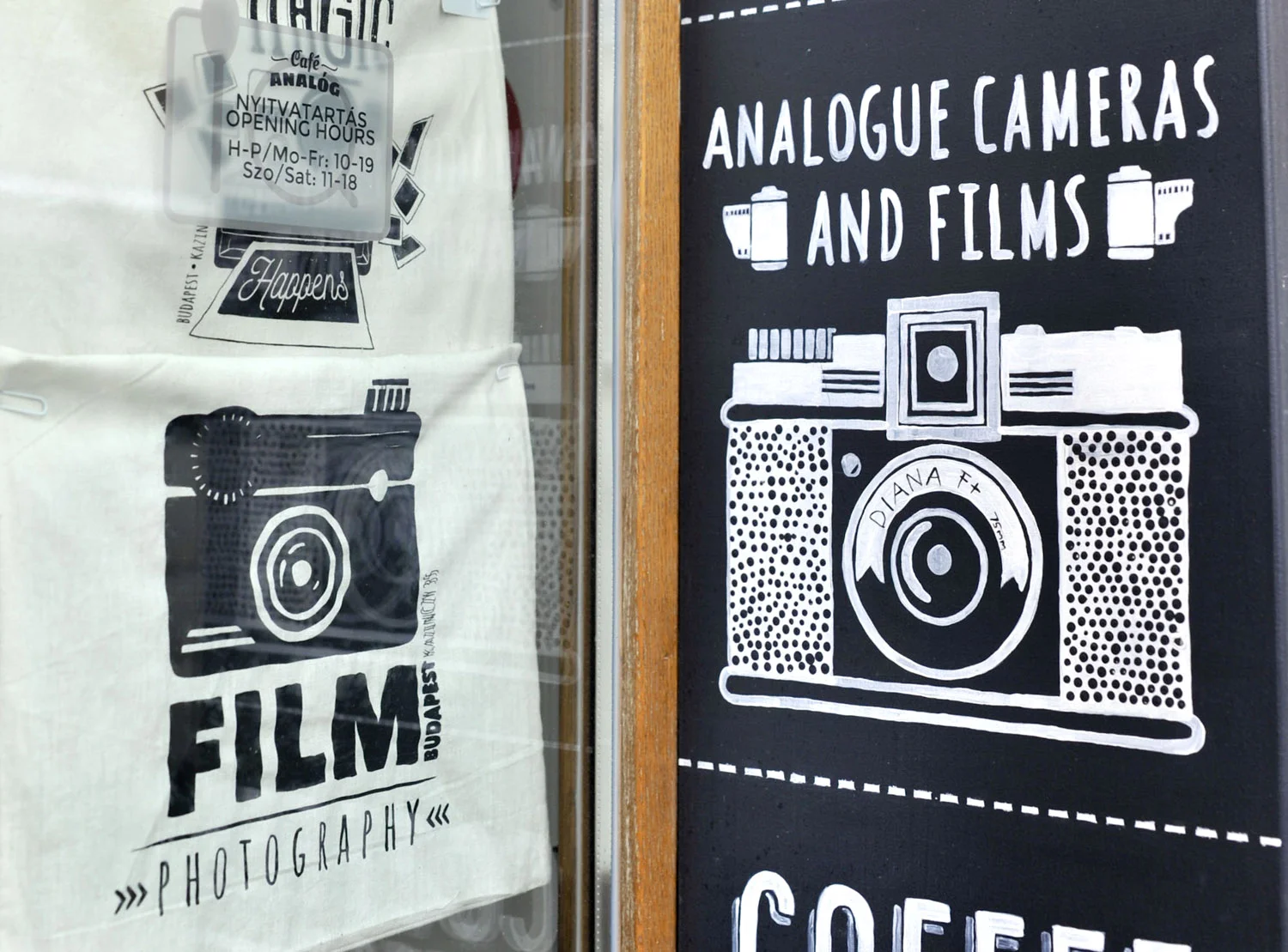 Budapest_Cafe ANALOG 2.jpg