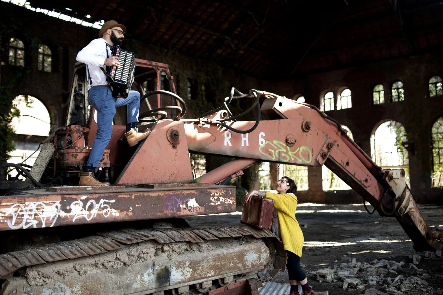 HeleneK.Studio_Photo_LoveSession_Urbex 4.jpg