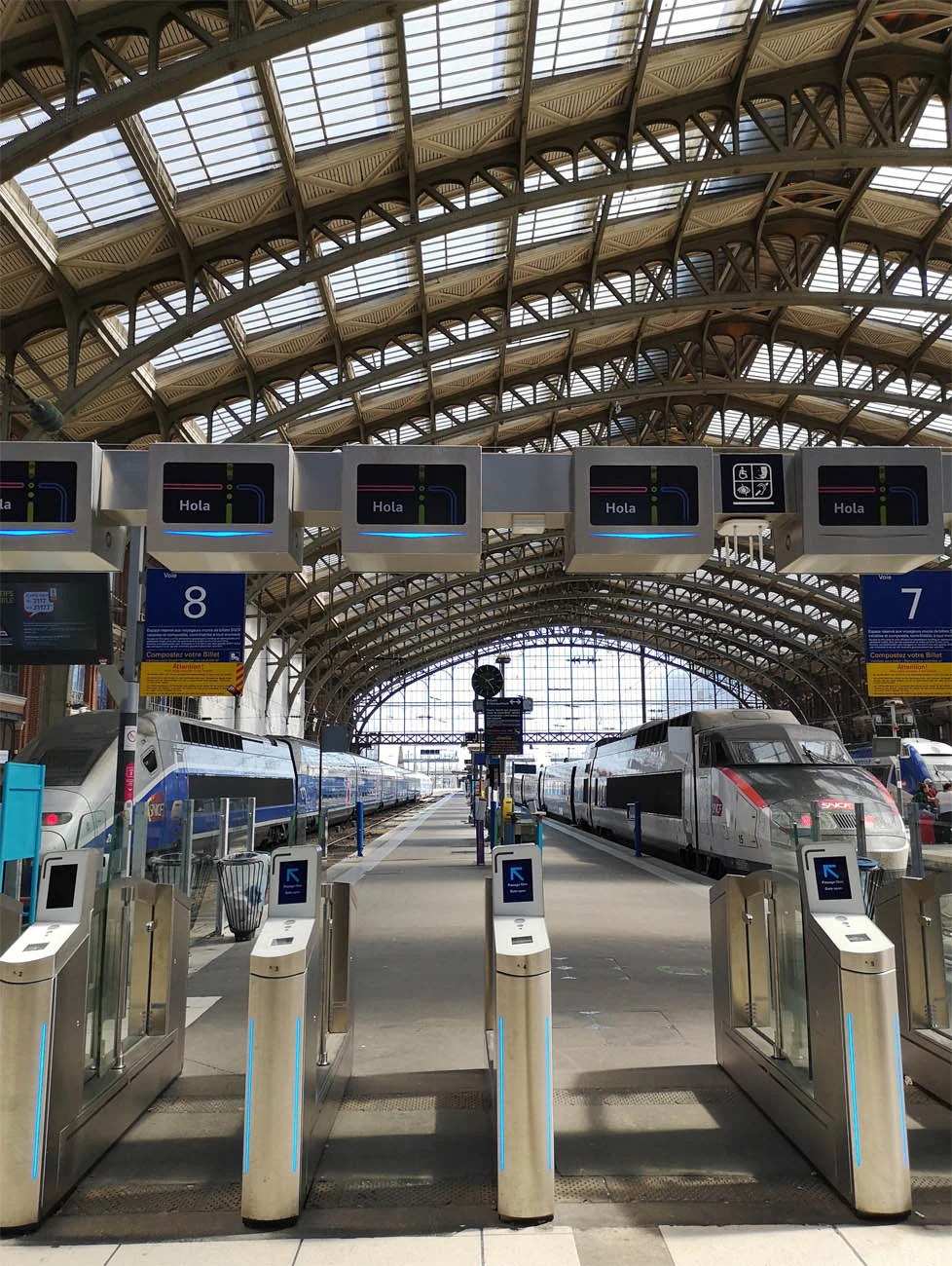 Lille_1MOIS_1VILLE_Gare2.jpg