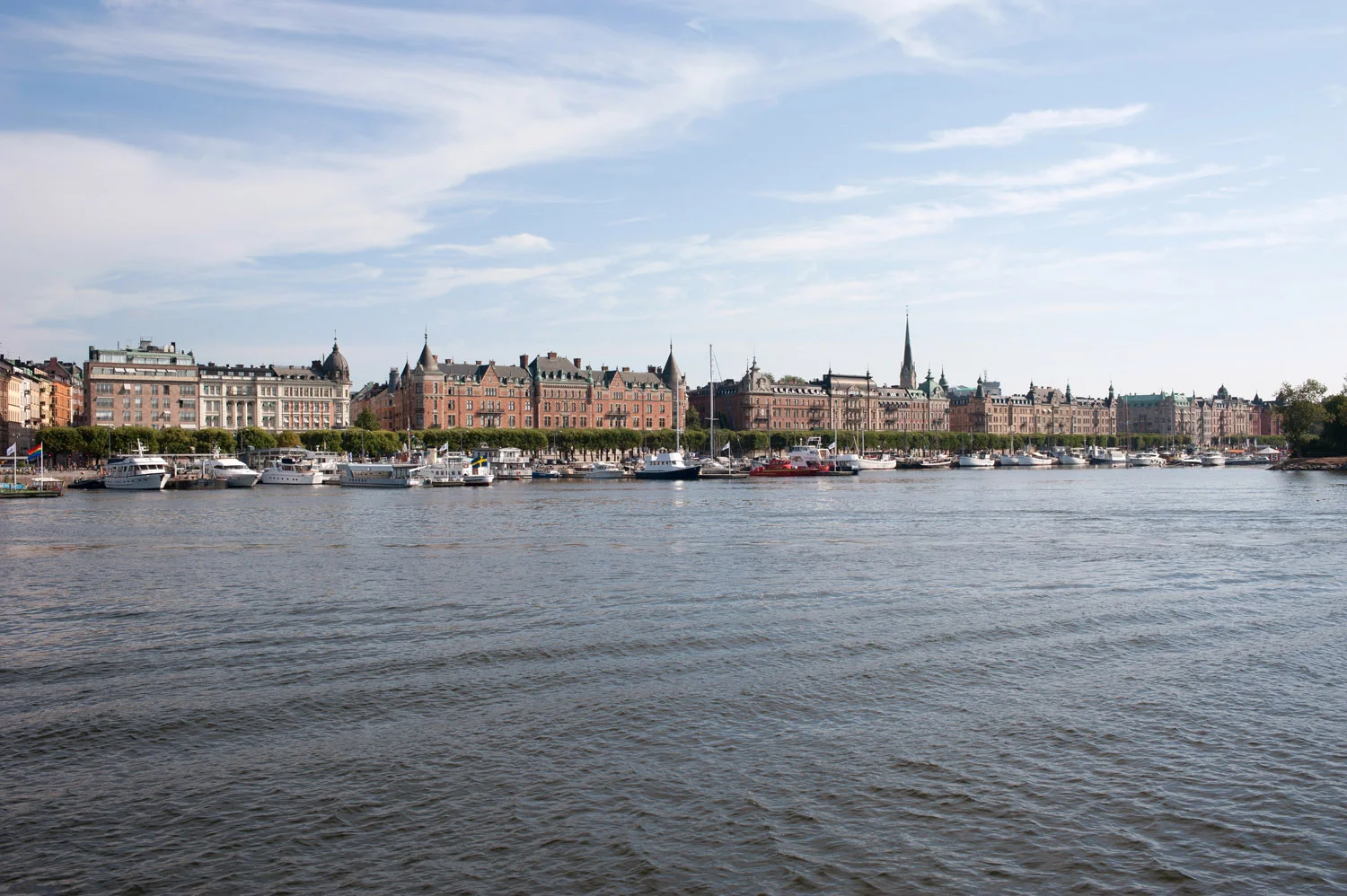 STOCHKOLM_1MOIS_1VILLE_2.jpg