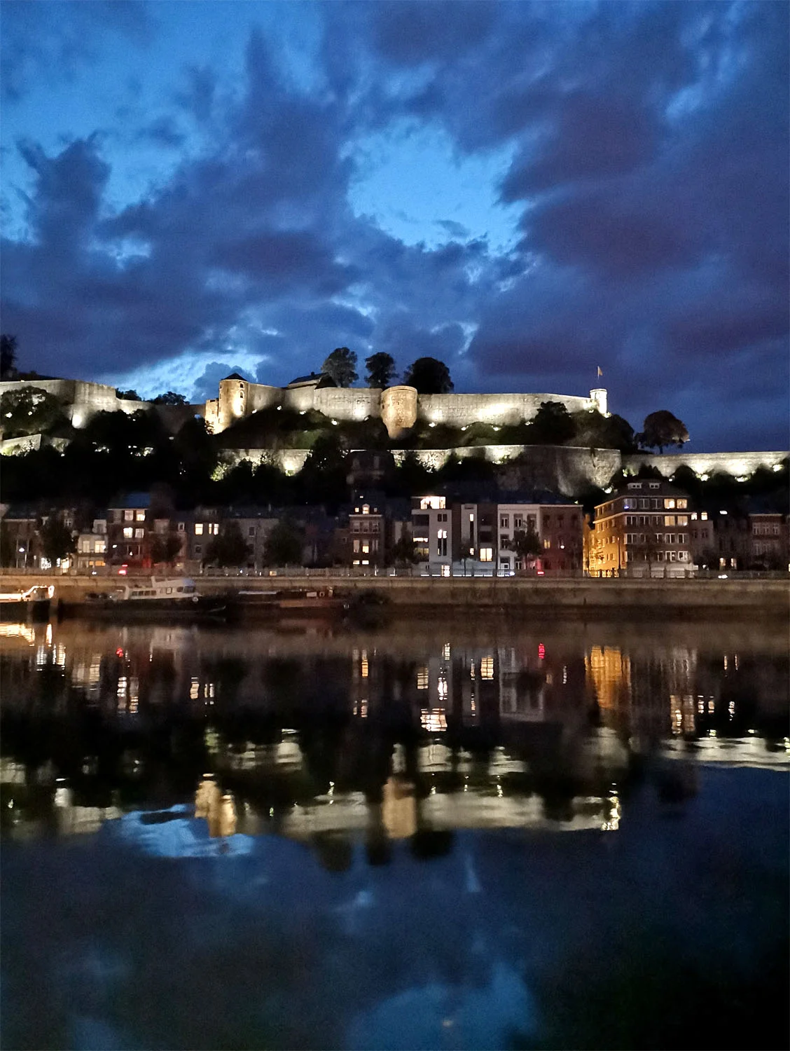 Namur_1MOIS_1VILLE_Namur by night 1.jpg