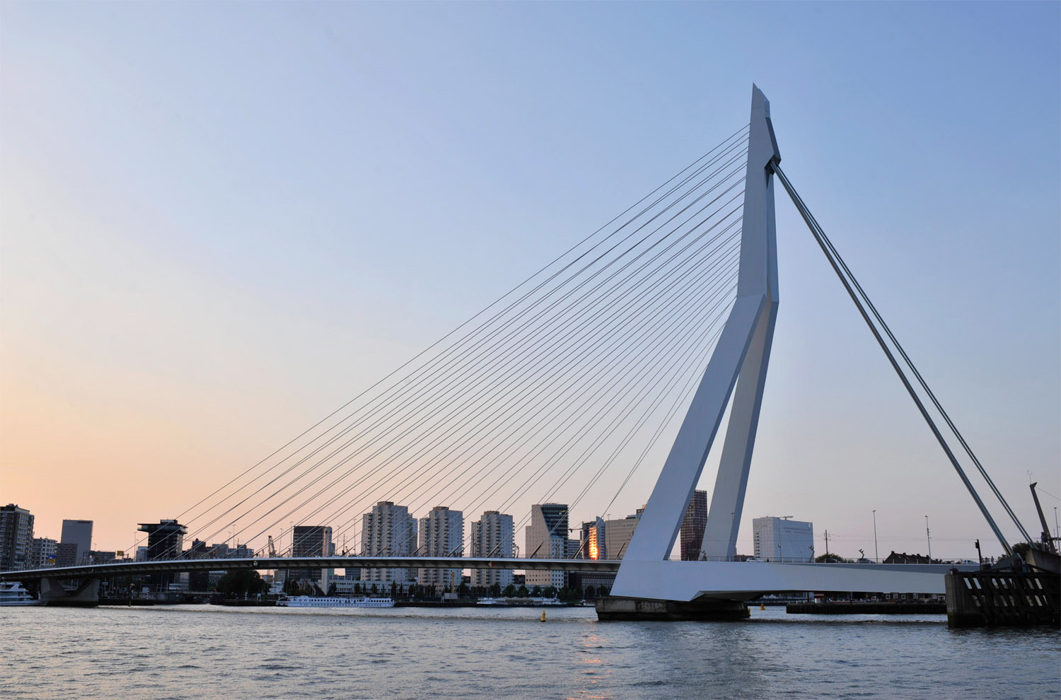 HelenekLoveTravel_Rotterdam_CityGuide_1MOIS_1Ville_16.jpg
