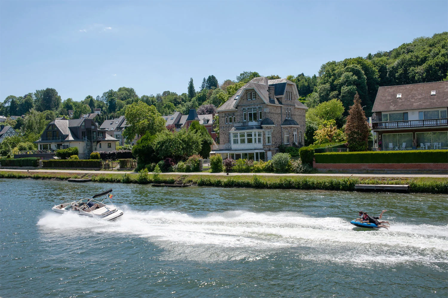 HelenKLoveTravel_Blog_Voyage_Mes_petites_escapades_Namur_Croisière_Meuse.jpg