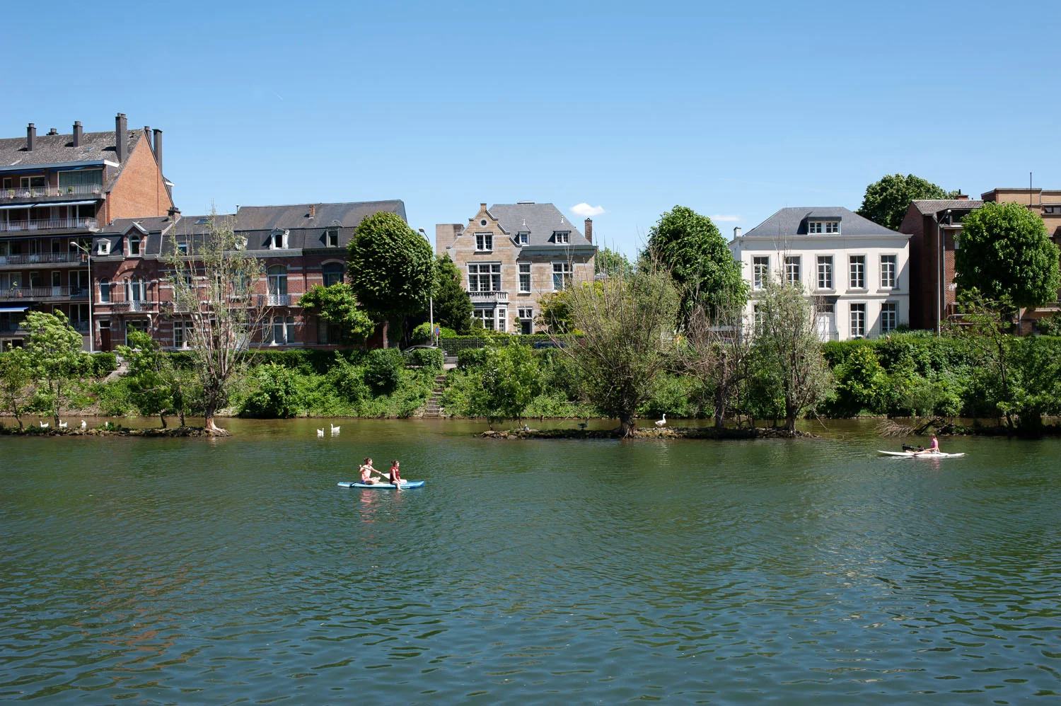 HelenKLoveTravel_Blog_Voyage_Mes_petites_escapades_Namur_Croisière_Meuse.jpg