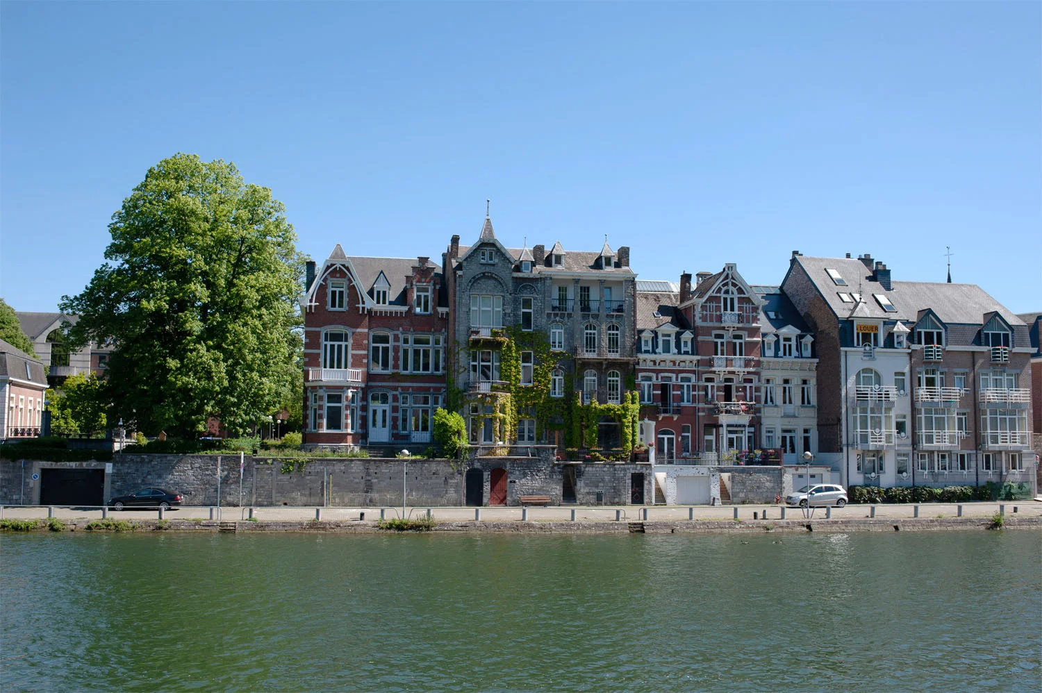 HeleneK.LoveTravel_Vallee_de_la_Meuse_21.jpg